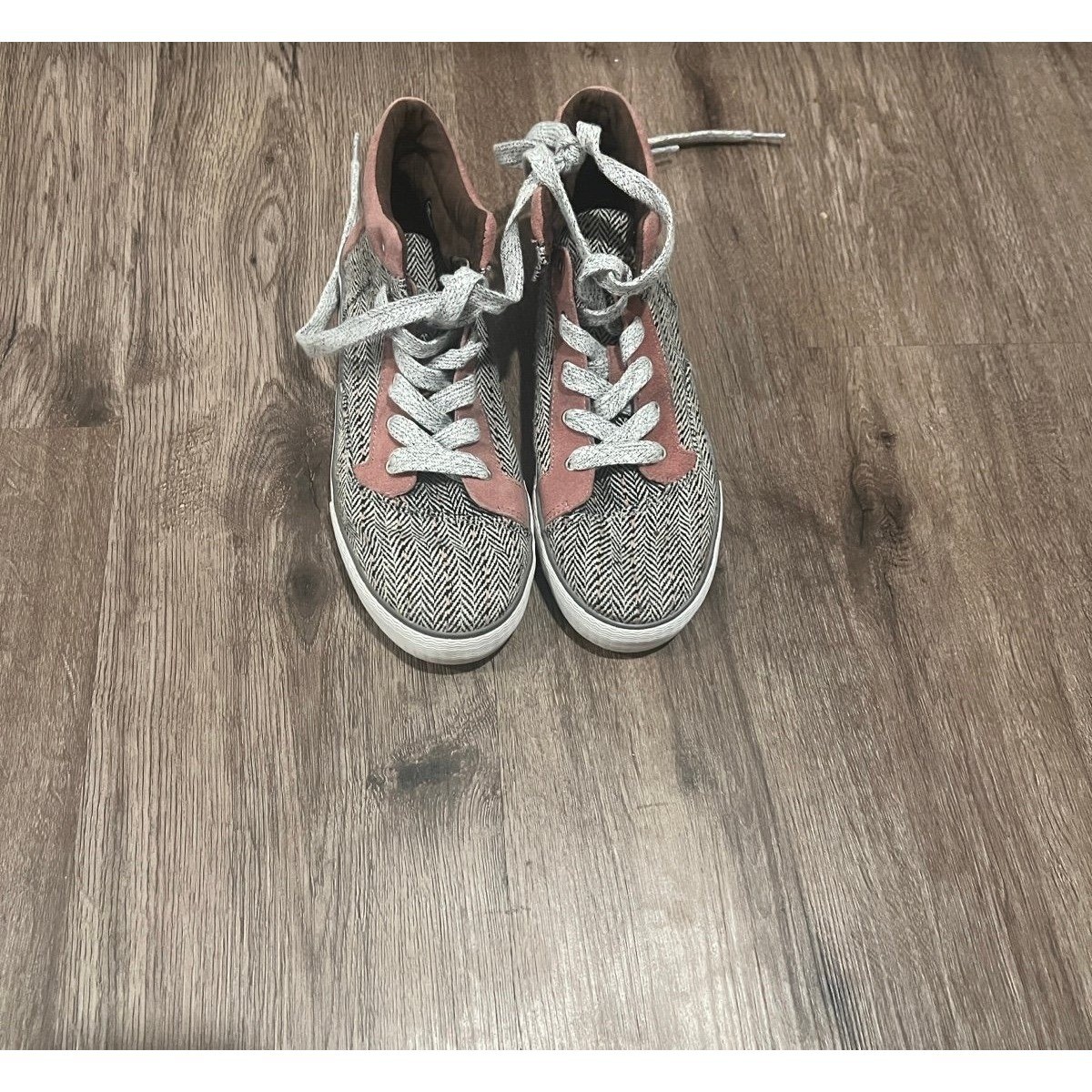 TOMS Herringbone Suede Camila High-Top Fashion Sneaker Size 7