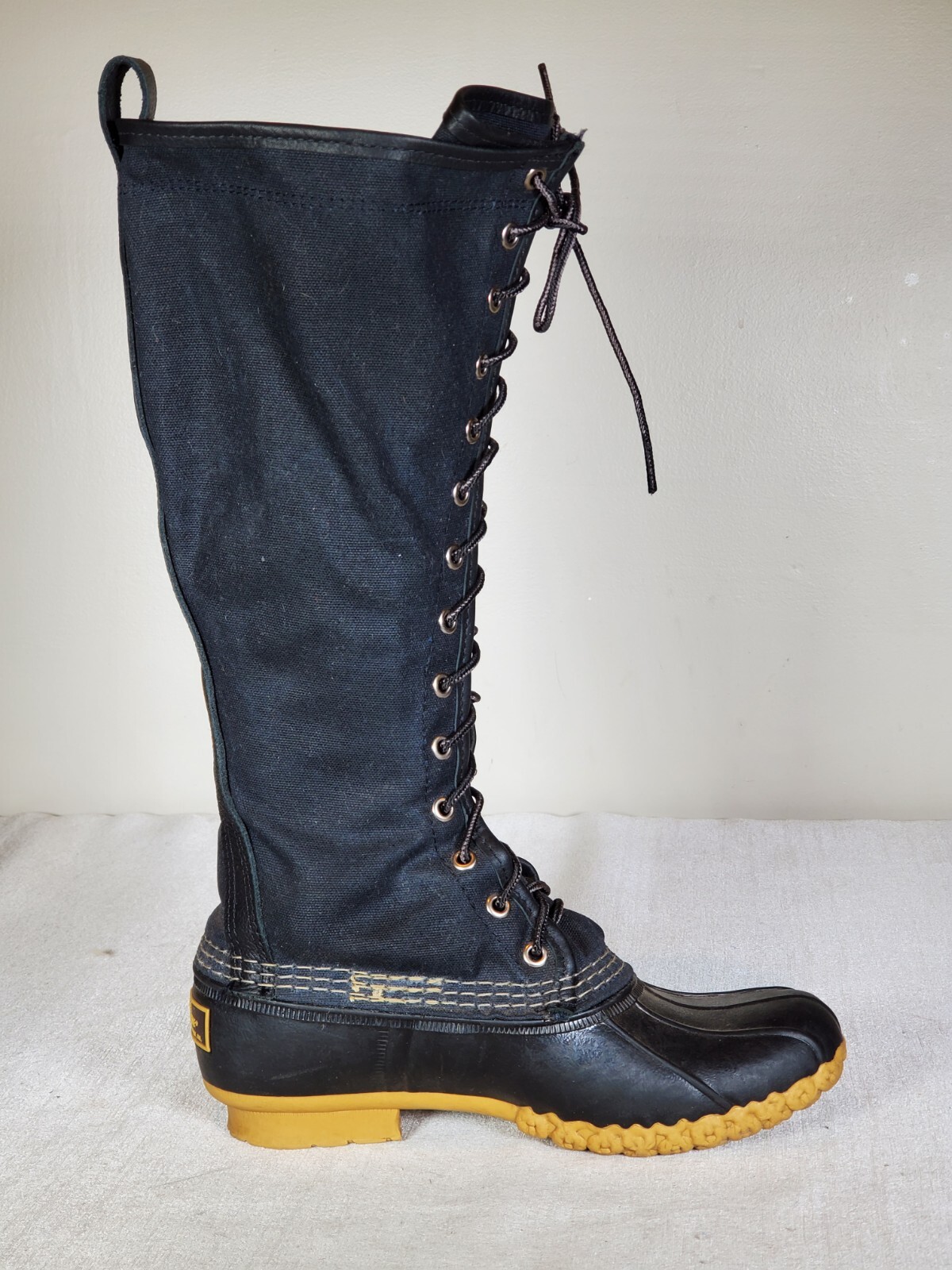 L.L. Bean Signature 16″ Black Waxed Canvas Unlined Tall Hunting Boots Women US 6