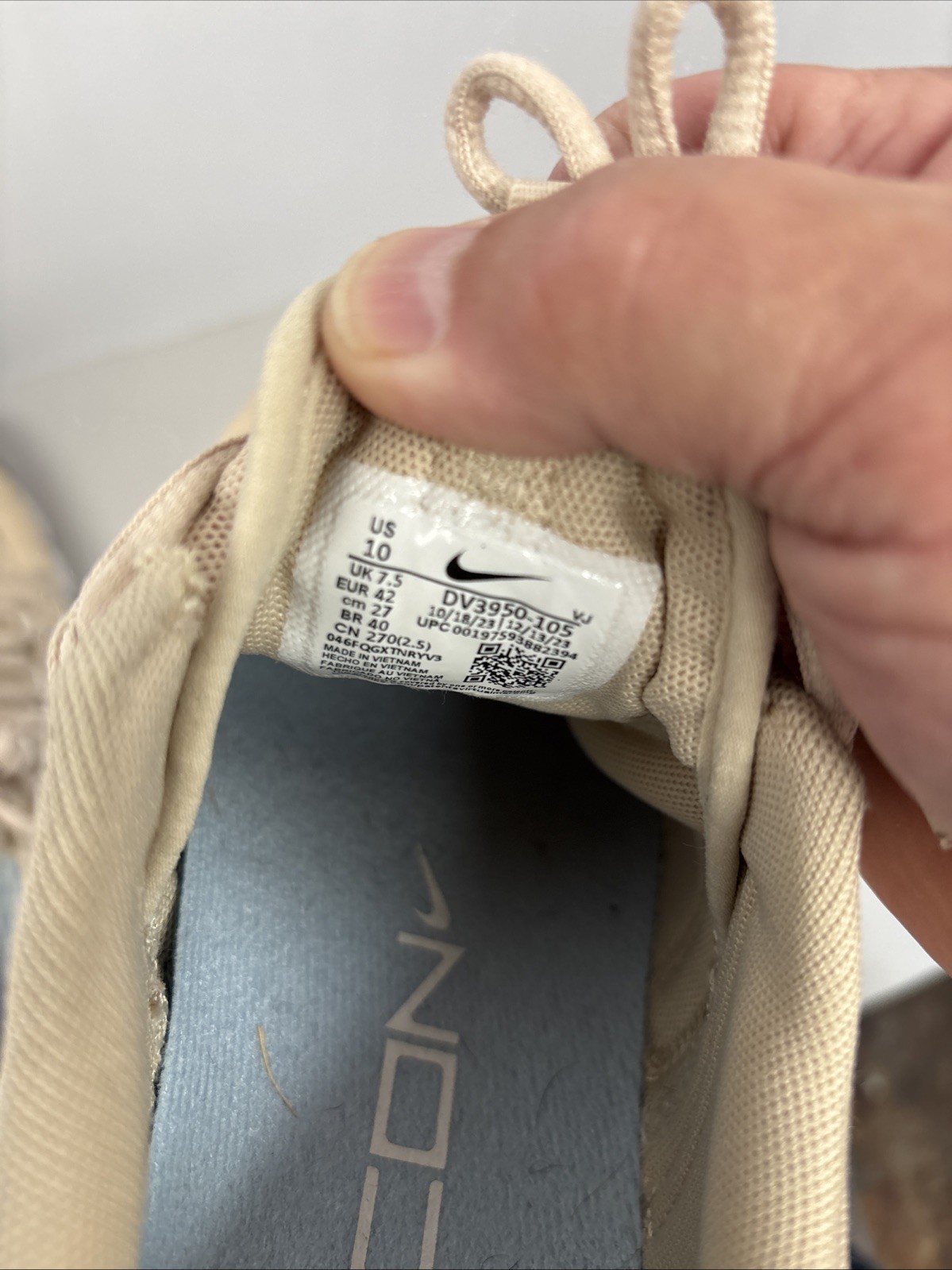 Nike Free Metcon 5 DV3950-105 Women’s Size 10 Shoes Sandrift Sand Drift