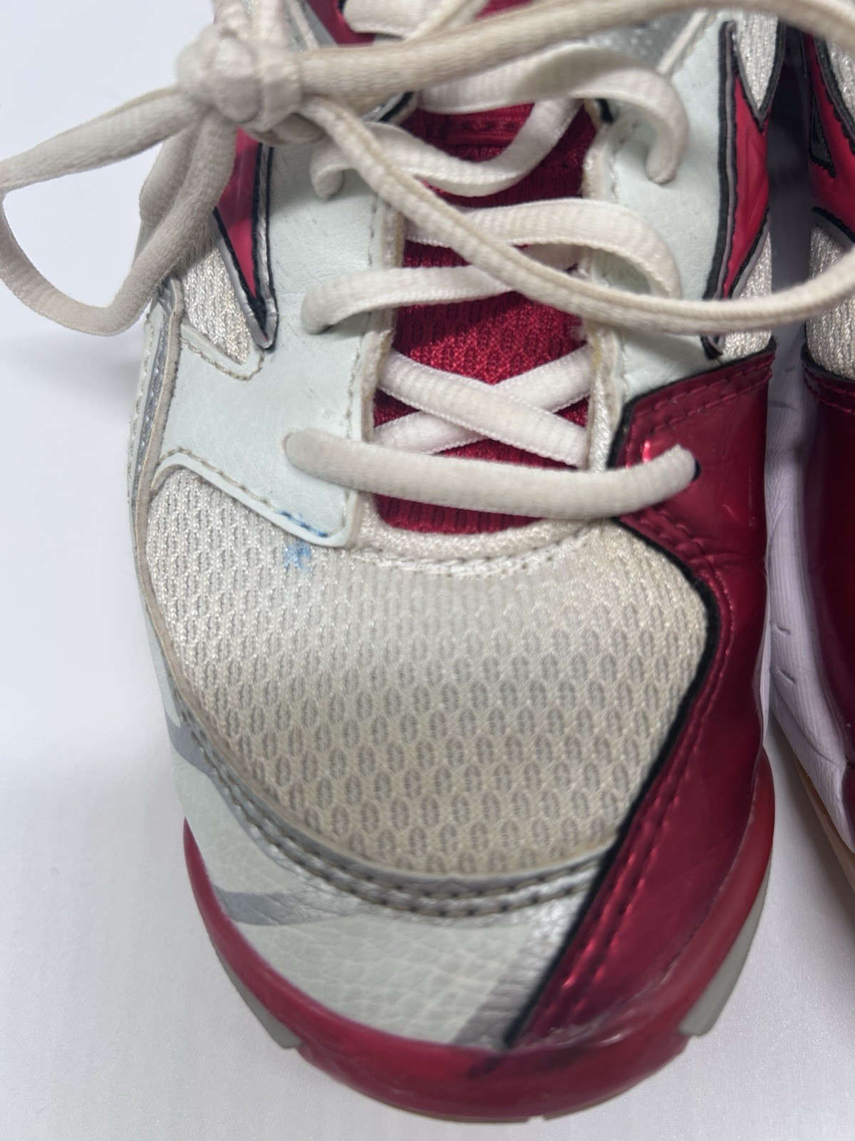 Mizuno Wave Bolt 3 Women’s Running/Walking Althletic Shoes SZ 7.5