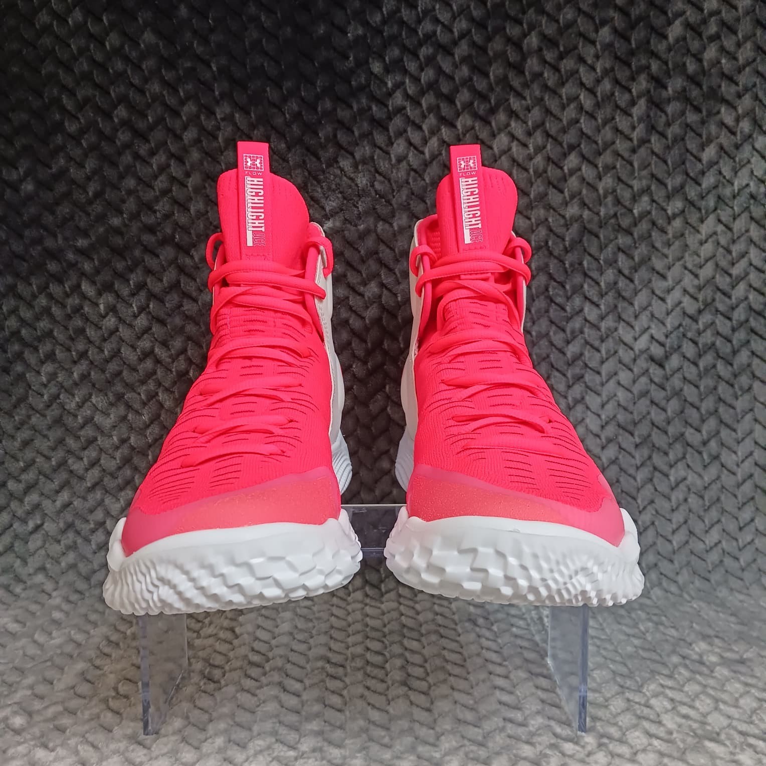 Under Armour Flow Highlight Ace Women’s Volleyball Shoes Hot Pink white Size 7