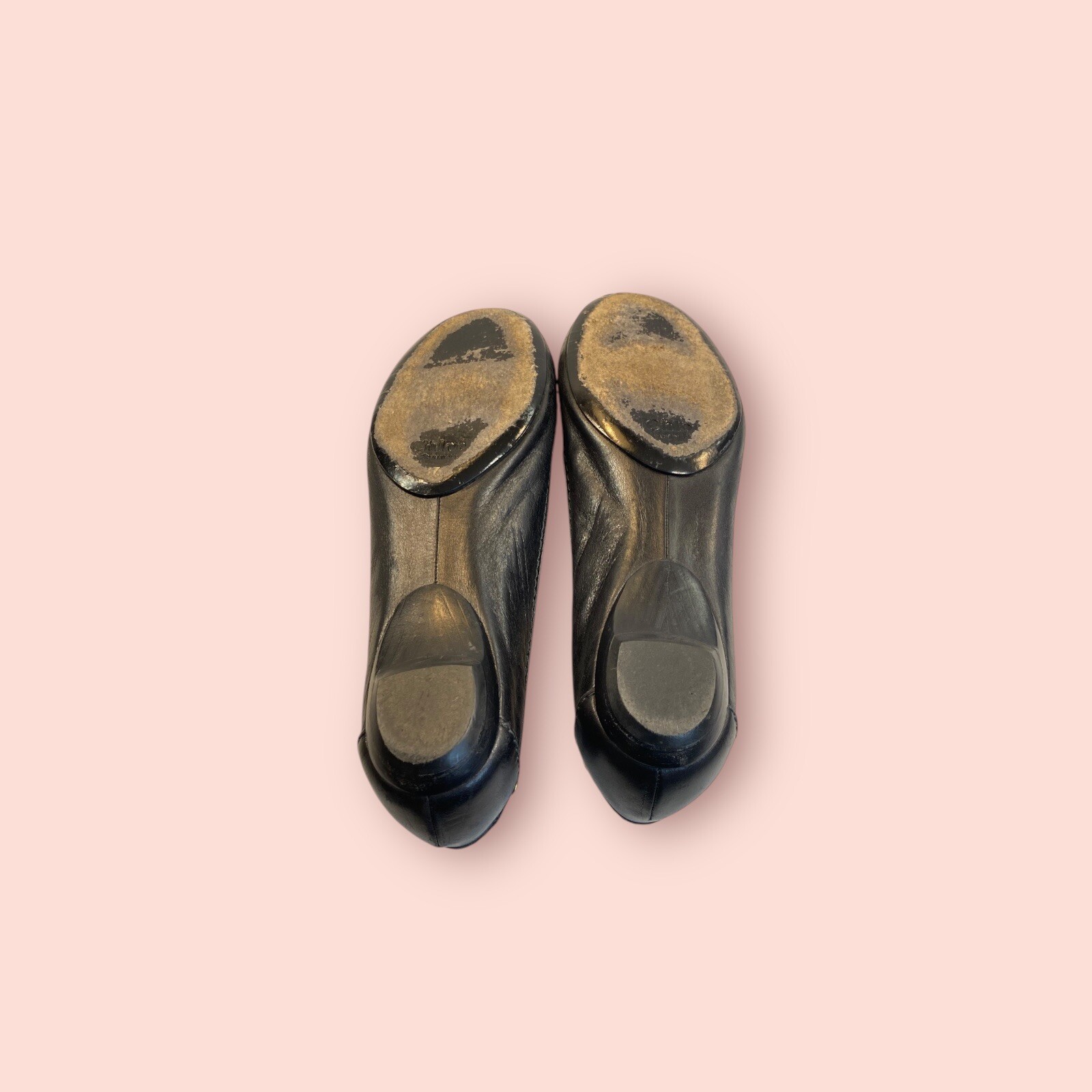 CHLOE Black Luxury Designer Leather Flats Metal Logo Accents Made In Italy 39