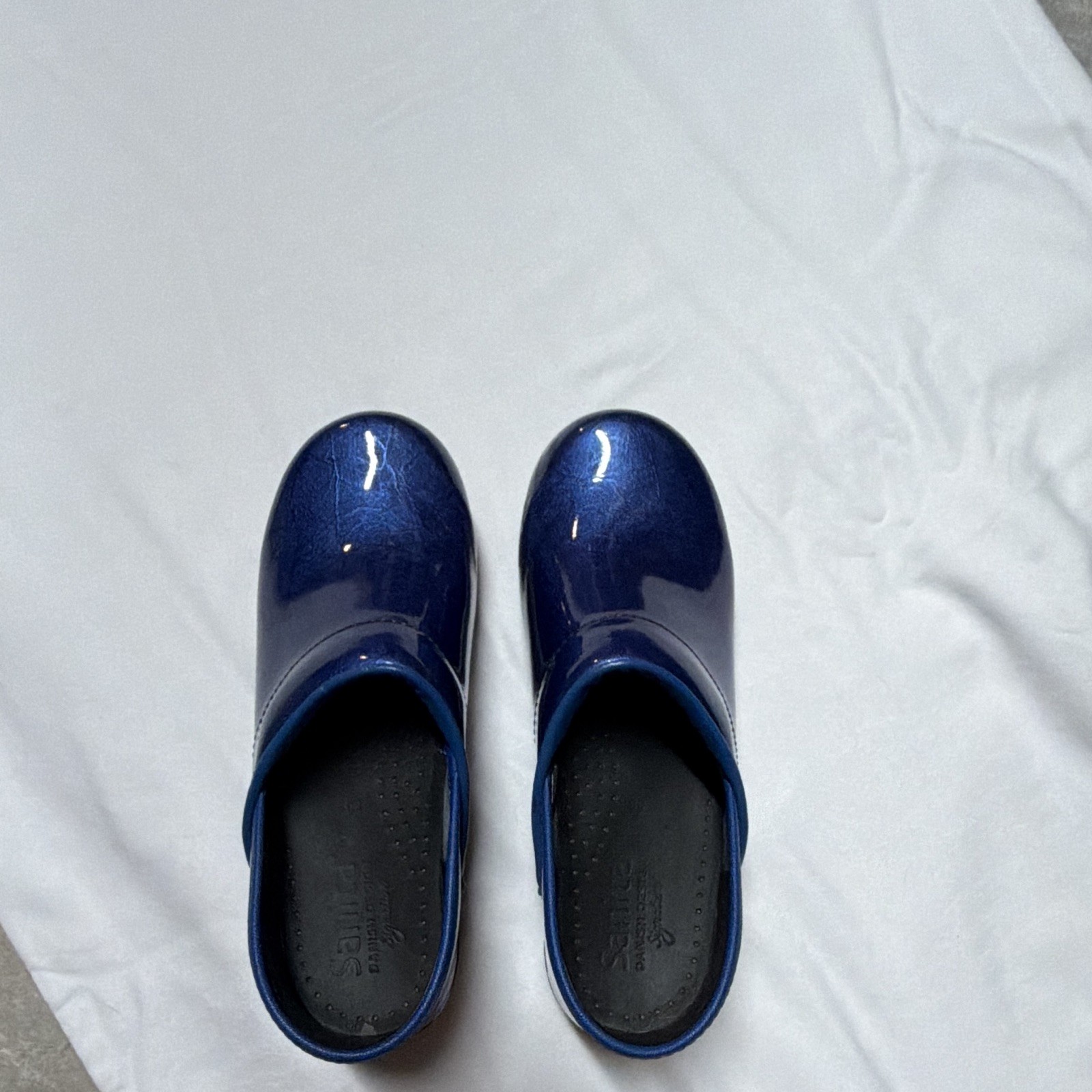 Sanita Signature Women’s Blue Patent Leather Slip-On Clog Wedge US 7.5 EU 38
