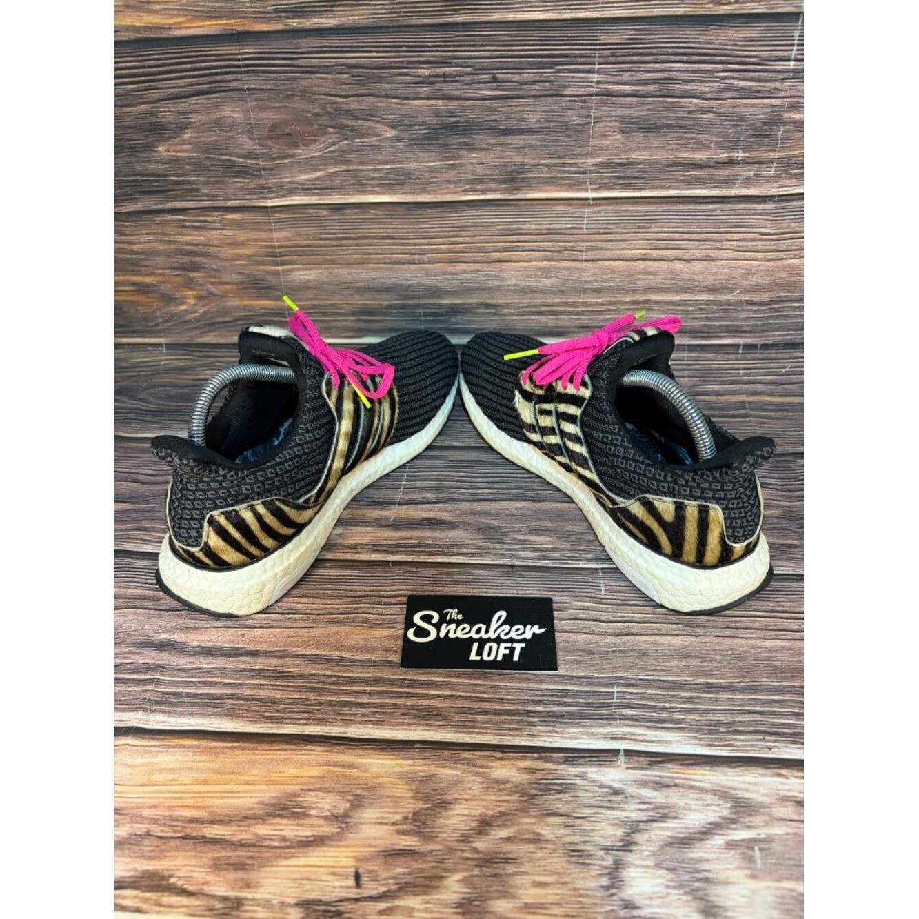 Adidas Ultraboost DNA Zebra Women’s Athletic Shoes Size 9.5
