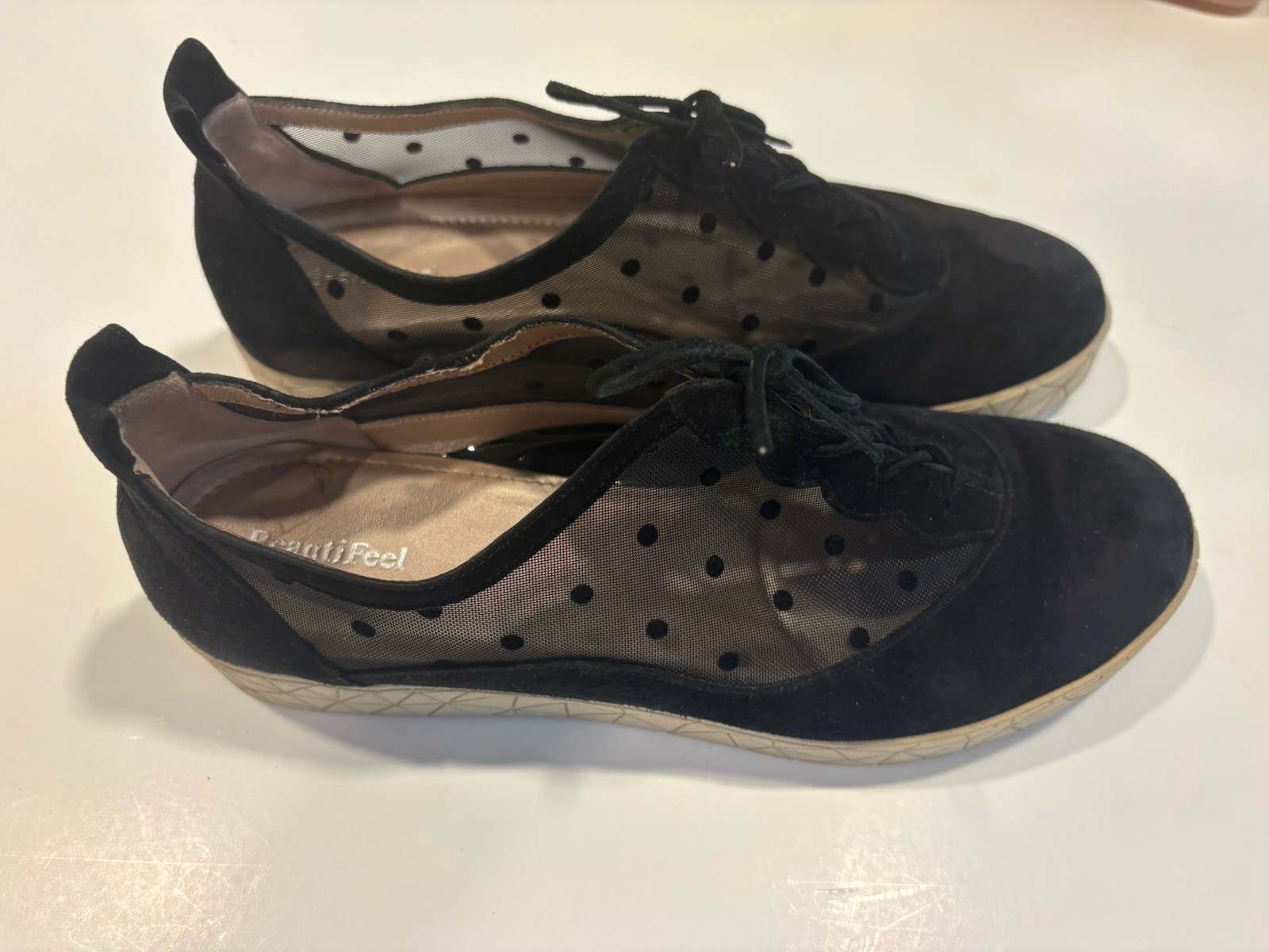 BeautiFeel Zhuri Black Polka Dot Suede Mesh Combi Cushioned Anti-slip 40 9