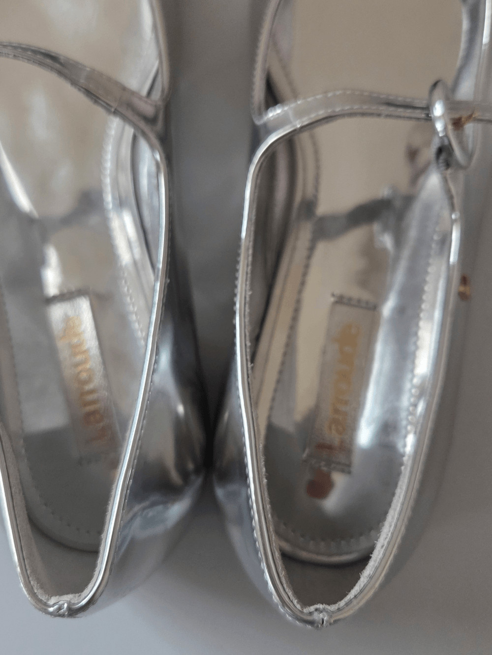 Larroude Blair Ballet Flats in the vibrant Silver Specchio Women’s 7.5 $325