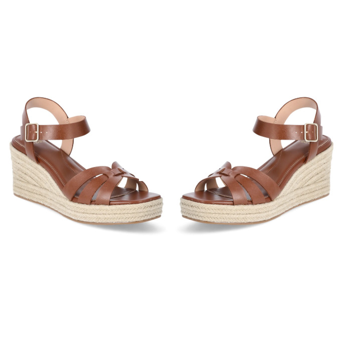 N.W.T – Time and Tru Women’s Brown Espadrille Wedge Sandals Size 7 1/2