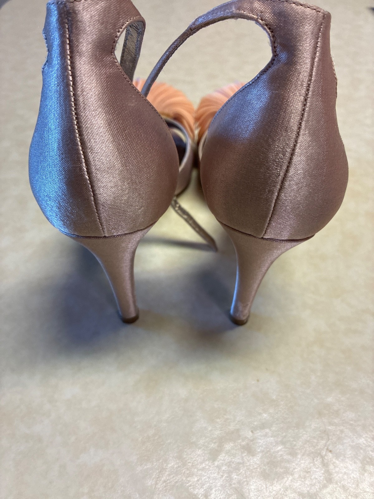 Adrianna Papell High Heels Gracie Blush Pink Peach Size 6.5 6 1/2 GUC