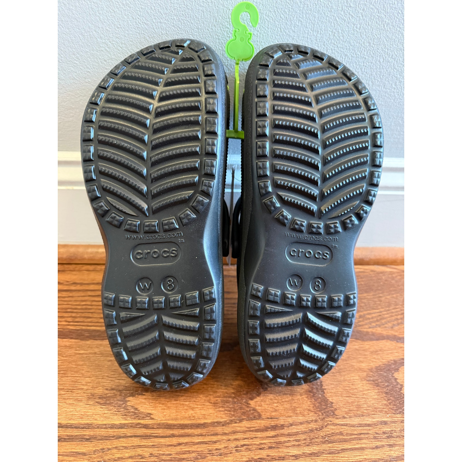 NWT Crocs Baya Platform Glitter Clog – w8