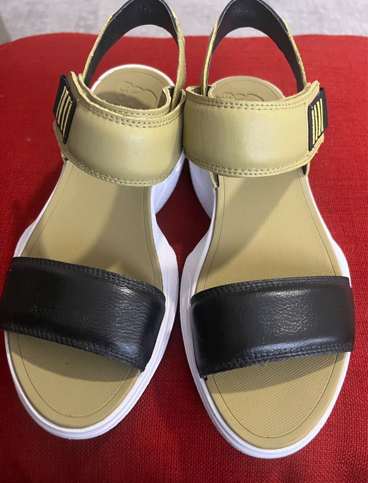 Sorel Explorer Blitz Stride Pear Green Leather Sport Sandal US 9, UK 7, EUR 40