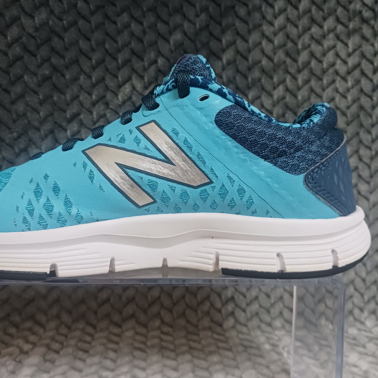 New Balance 771 V2 Women’s Running Sneakers Shoes Aqua Blue Size 8.5