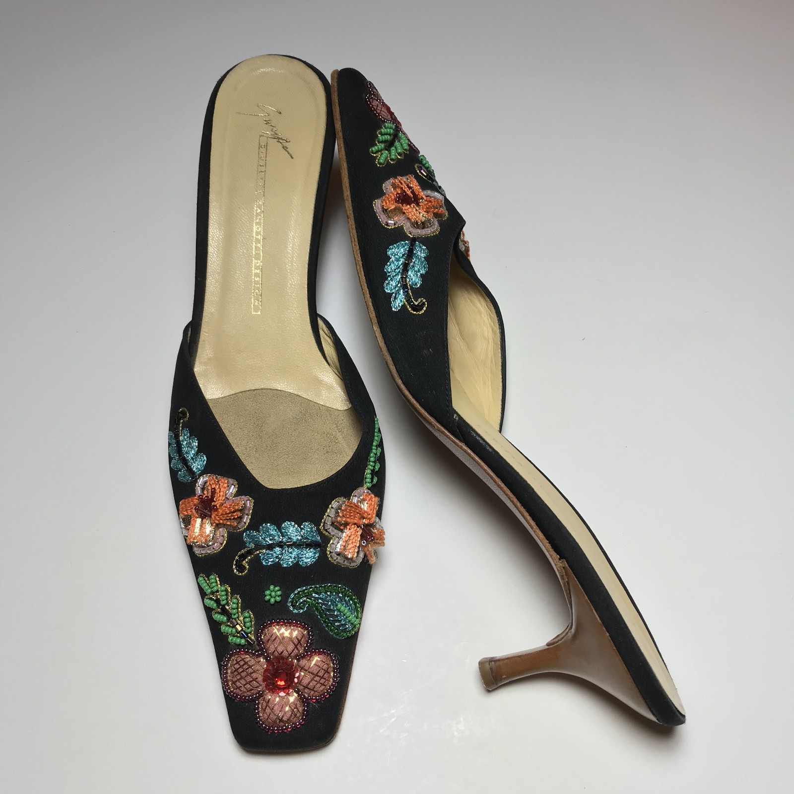 Giuseppe Zanotti Vintage Y2K Beaded Tropical Floral Luau Kitten Heel Mules 39