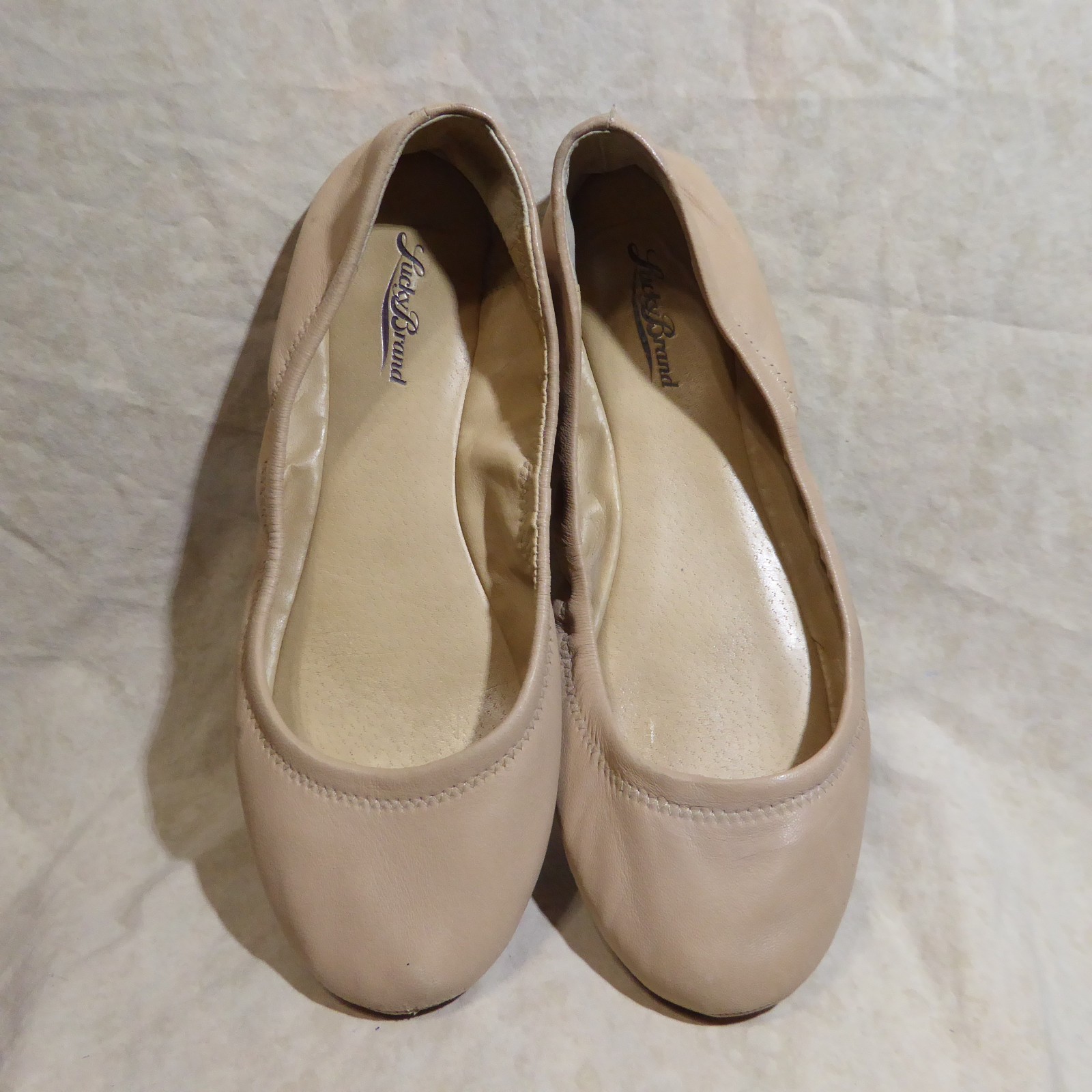 🩰 Lucky Brand Emmie Ballet Flats sz 9 M Nude Beige Leather; X Stitched Heels