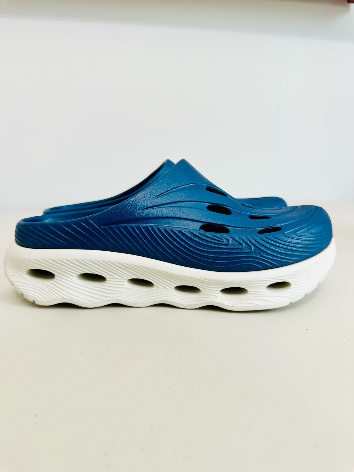 NEW HUNTER GEENA HWGEENA MEDIUM BLUE 420 SLIP-ON CASUAL SANDALS MULE SIZE 7 $85