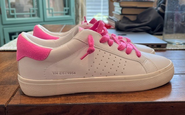 Women’s Vintage Havana Original 1 Fashion Sneaker – Neon Pink Size 7.5