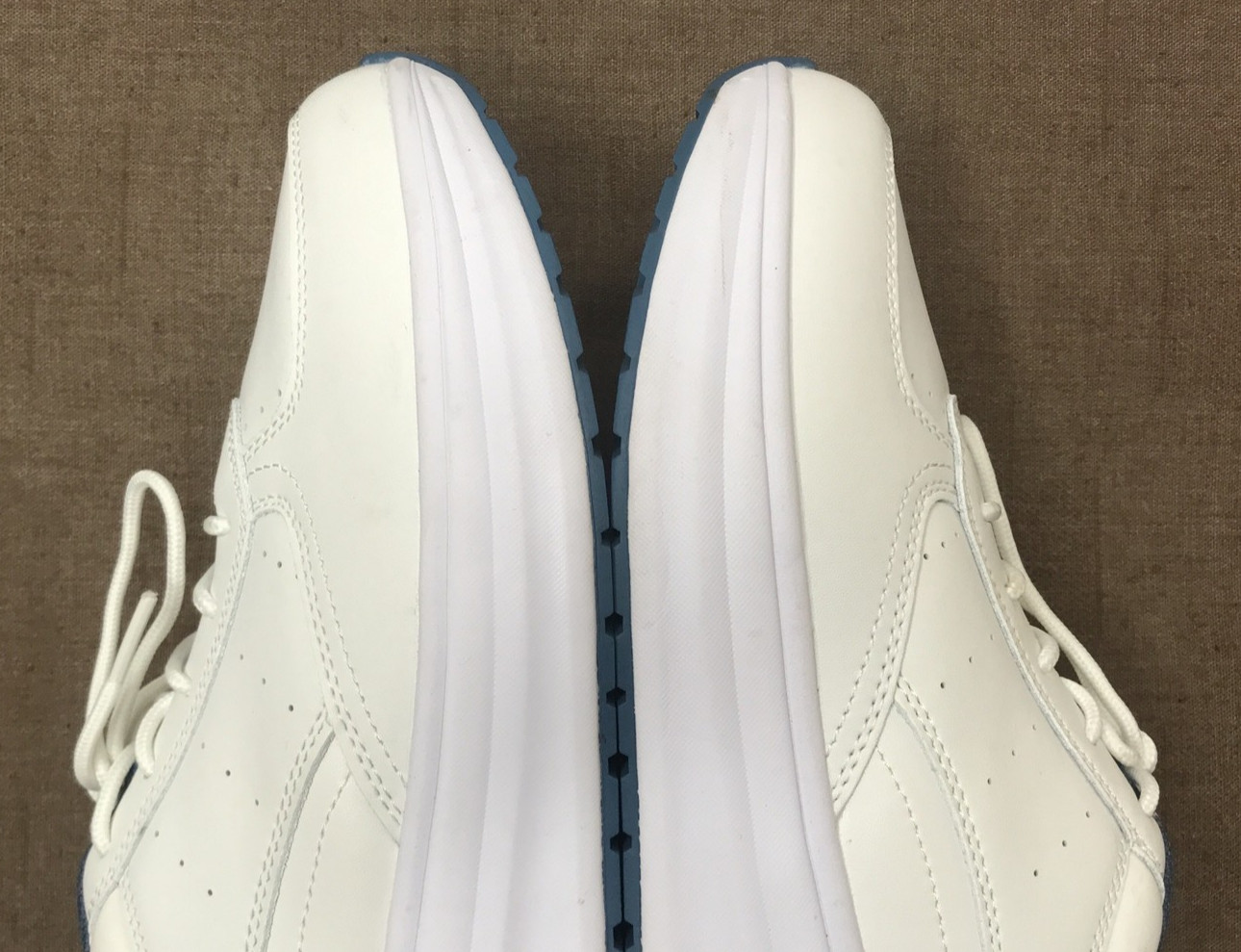 *See Description Propet Ultima Women’s Walking Sneakers Size 10M White Leather