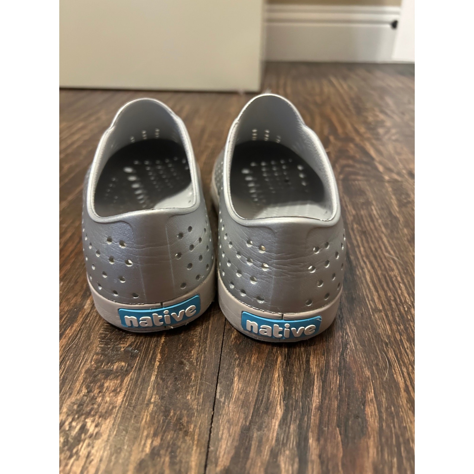 Native Silver Jefferson Size 8 Womens Water Shoe