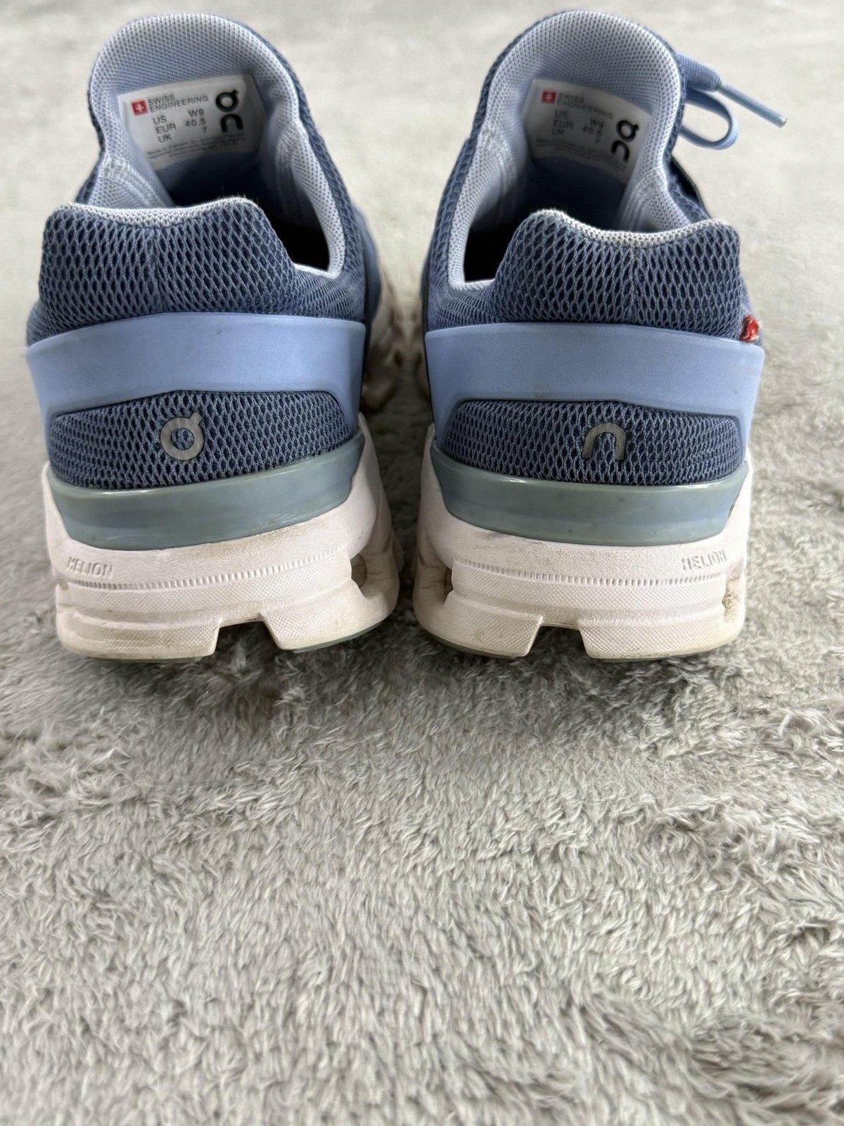On Cloudswift Shoes Womens Size 9 Blue Lake Sky CloudTec Swiss Sneakers Trainers