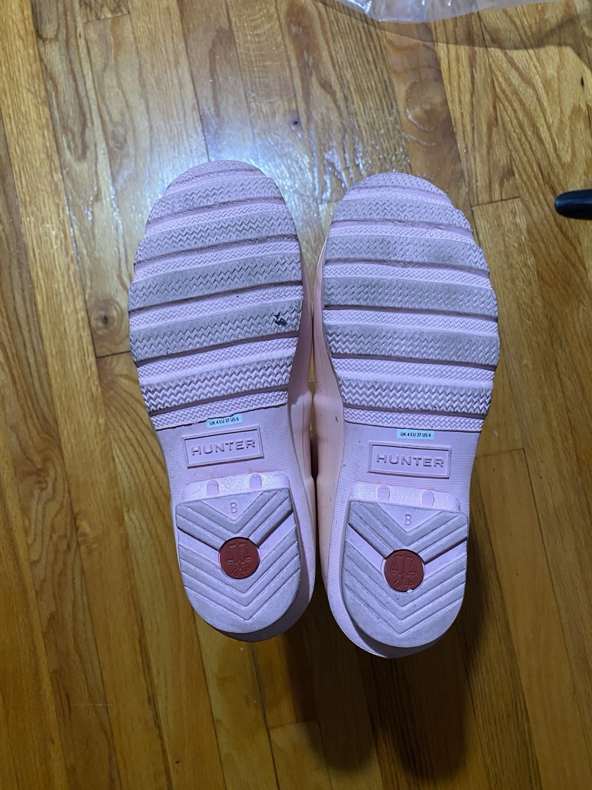 Hunter Women’s Tall Rain Boots Size 6 Glossy Shiny Pink