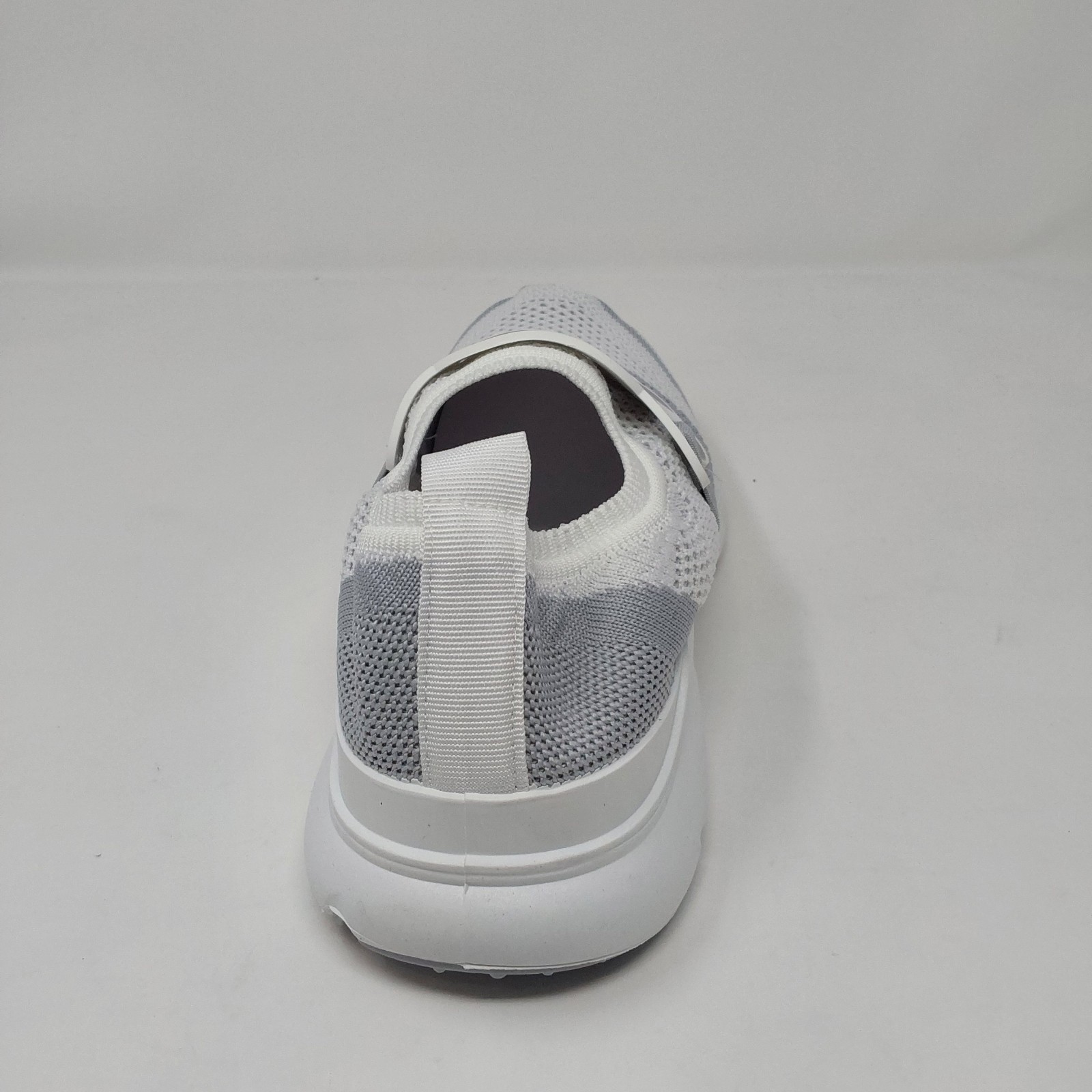 Womens White Gray Knit Slip On Sneakers Chain Accent Shoes EU 37 US 6.5