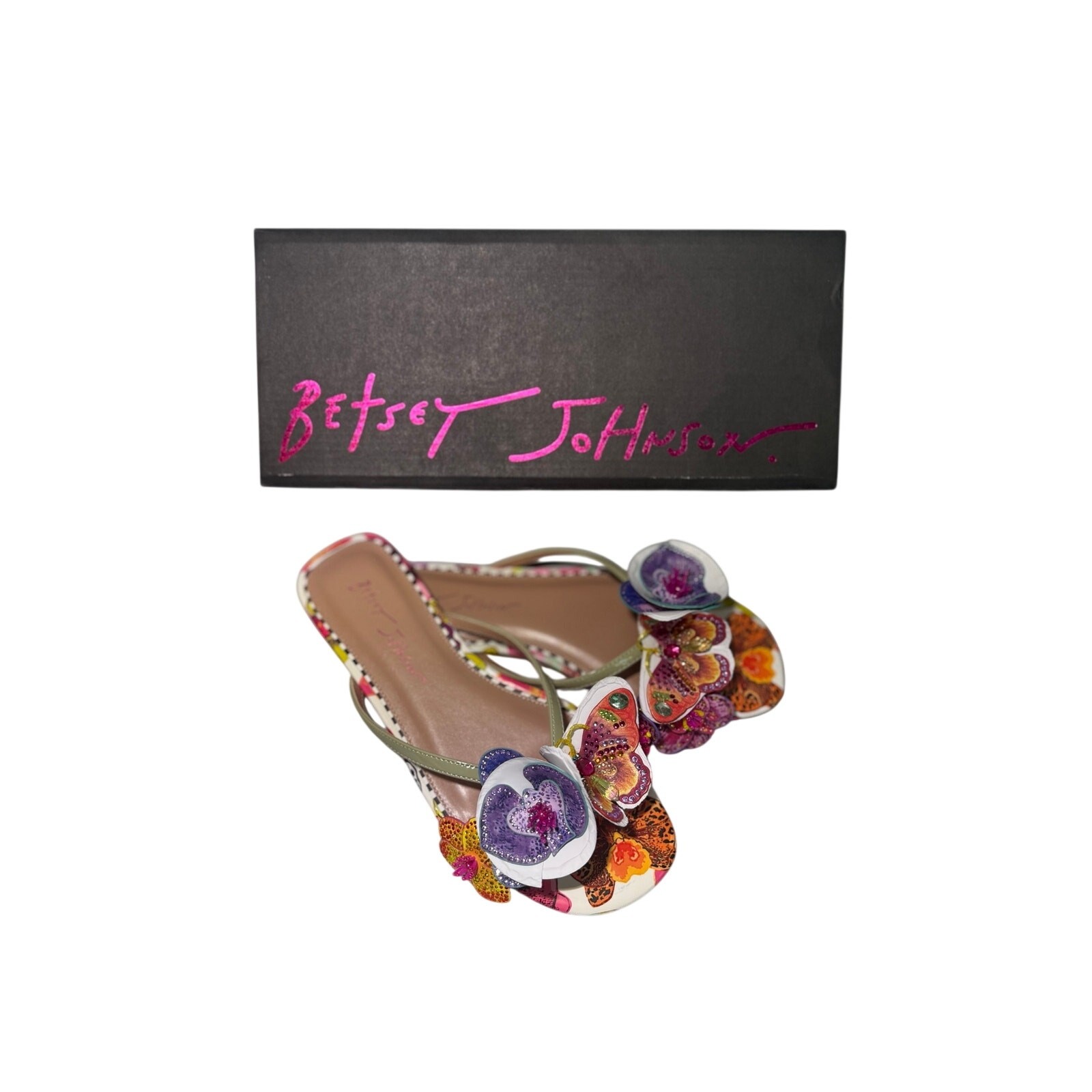 Betsey Johnson Nicolle Floral Butterfly Slip-On Sandal in White Sz 7.5 NIB