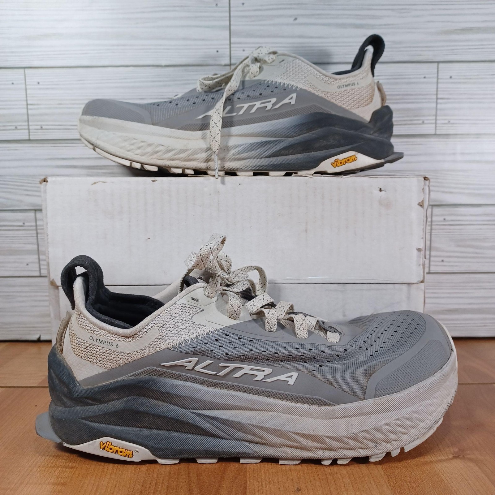 Altra Olympus 6 Shoes Women 9 Gray Trail Running Vibram ALOA85NK220 Cushioned