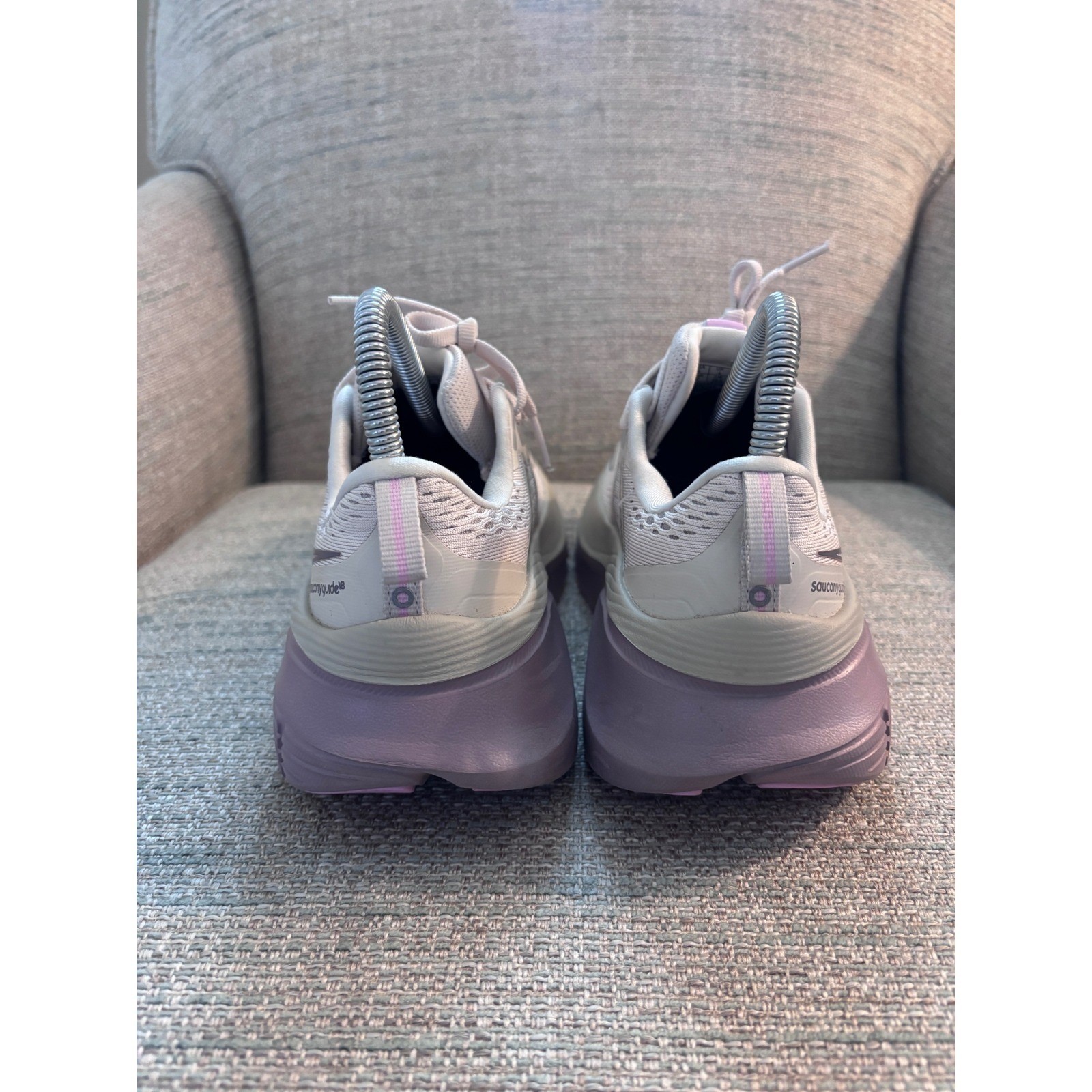 Saucony Guide 18 Women’s Running Shoes Fog Sediment Purple S10998-142 Size 6