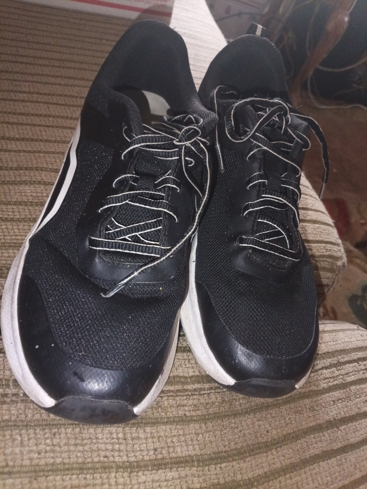 black and white Athletic Works women’s lifestyle joggers Sneaker Shoes Size 8W
