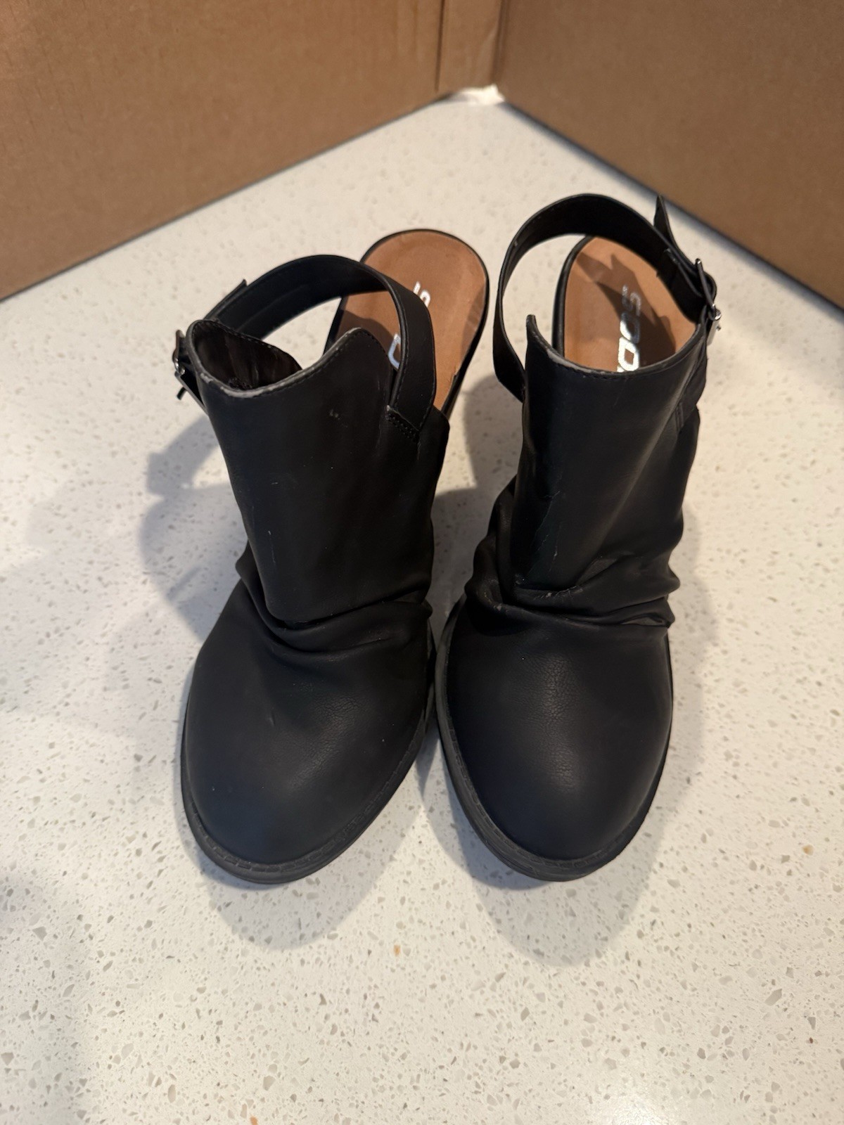 Women’s Soda Mule Color Black Size 7.5 Ankle Straps