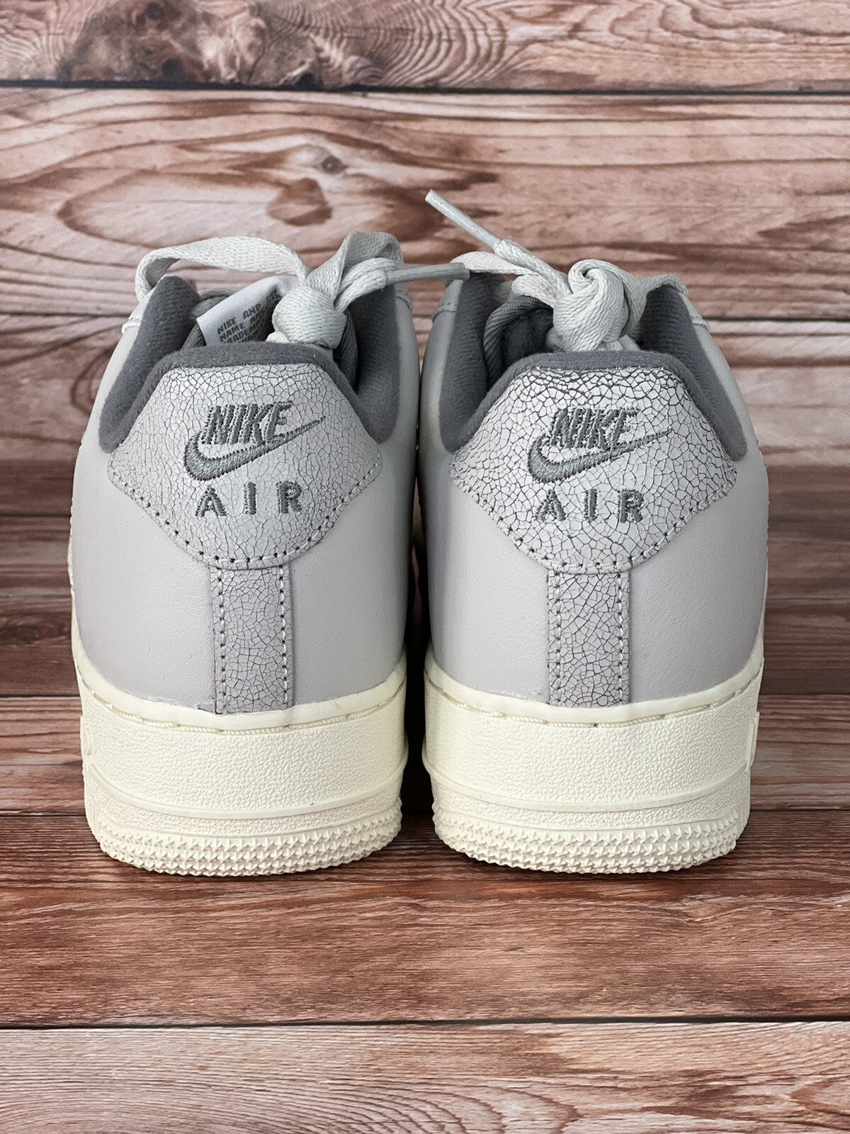Nike Air Force 1 ’07 LX Light Bone Vanilla Shoes DC8894-001 Men’s 6.5 Women’s 8