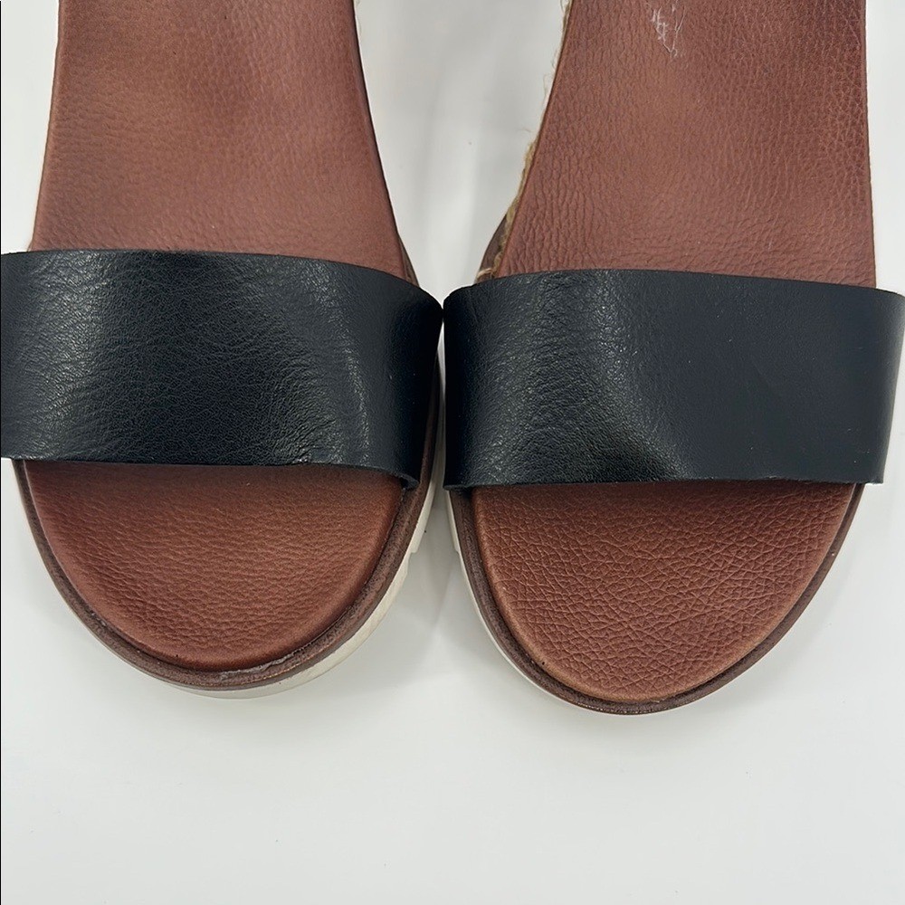 MIA Black and Brown Sandals Minimalist T-Strap Design