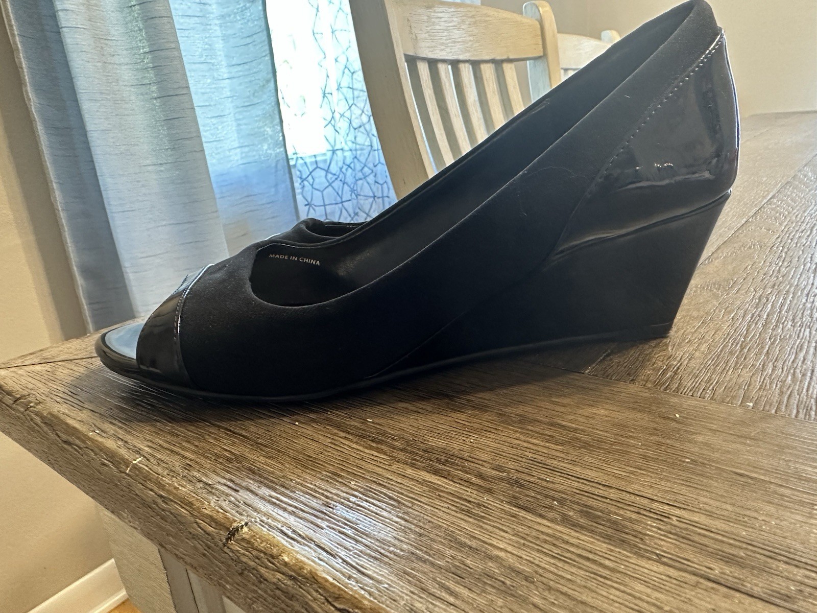 Ellen Tracy Ida Women’s Black Wedge Heels Open Toe Size 7.5