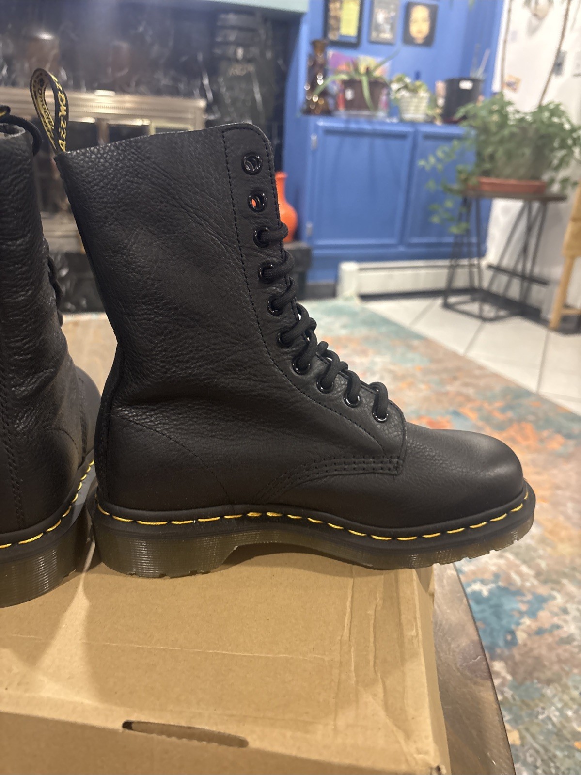 Dr. Martens Pascal 1490 Virginia Leather Boots for Women, Black Grunge Core NIB