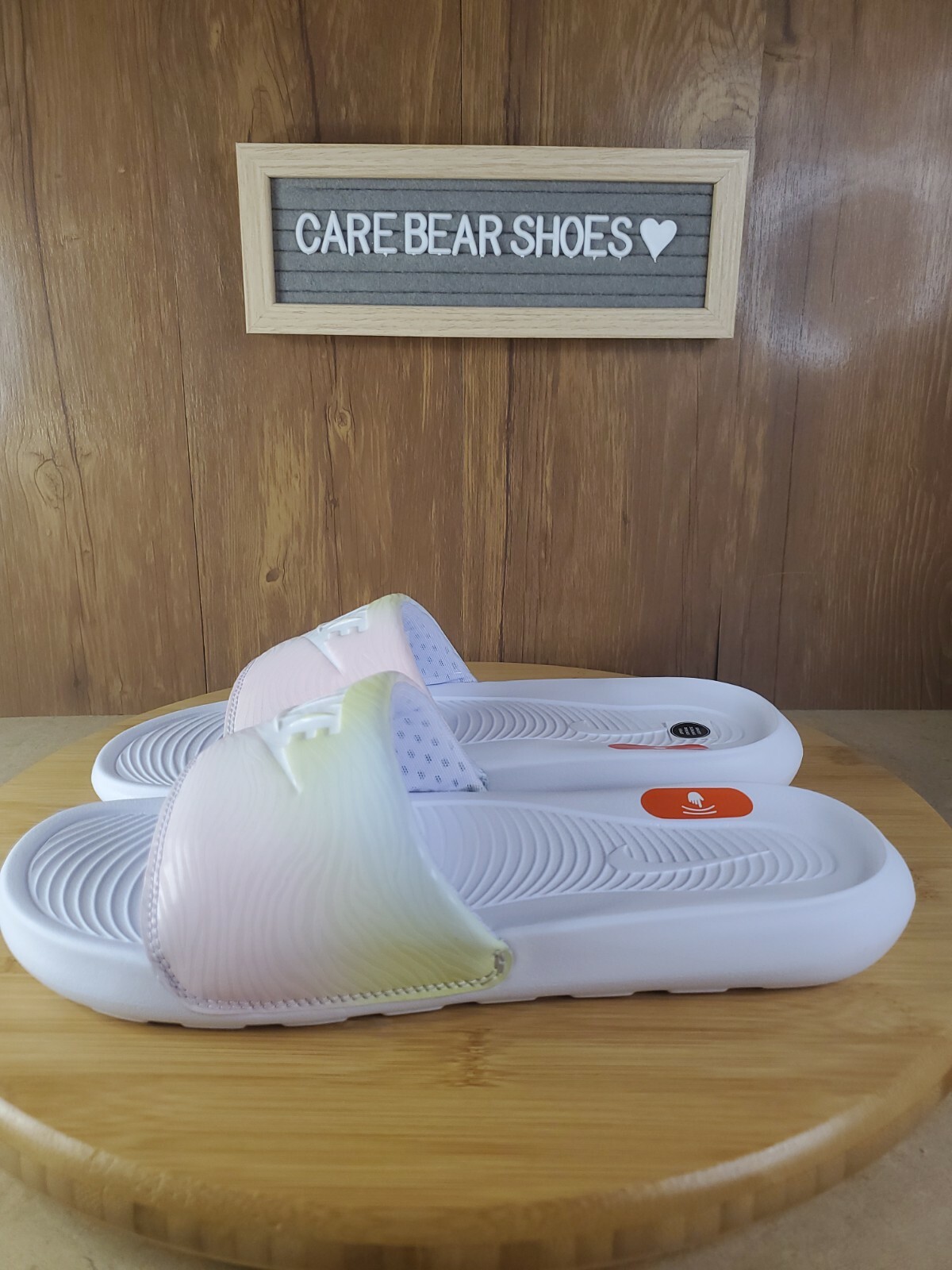 Nike Women’s Victori One Slide Print Women’s Size 9 CN9676-500