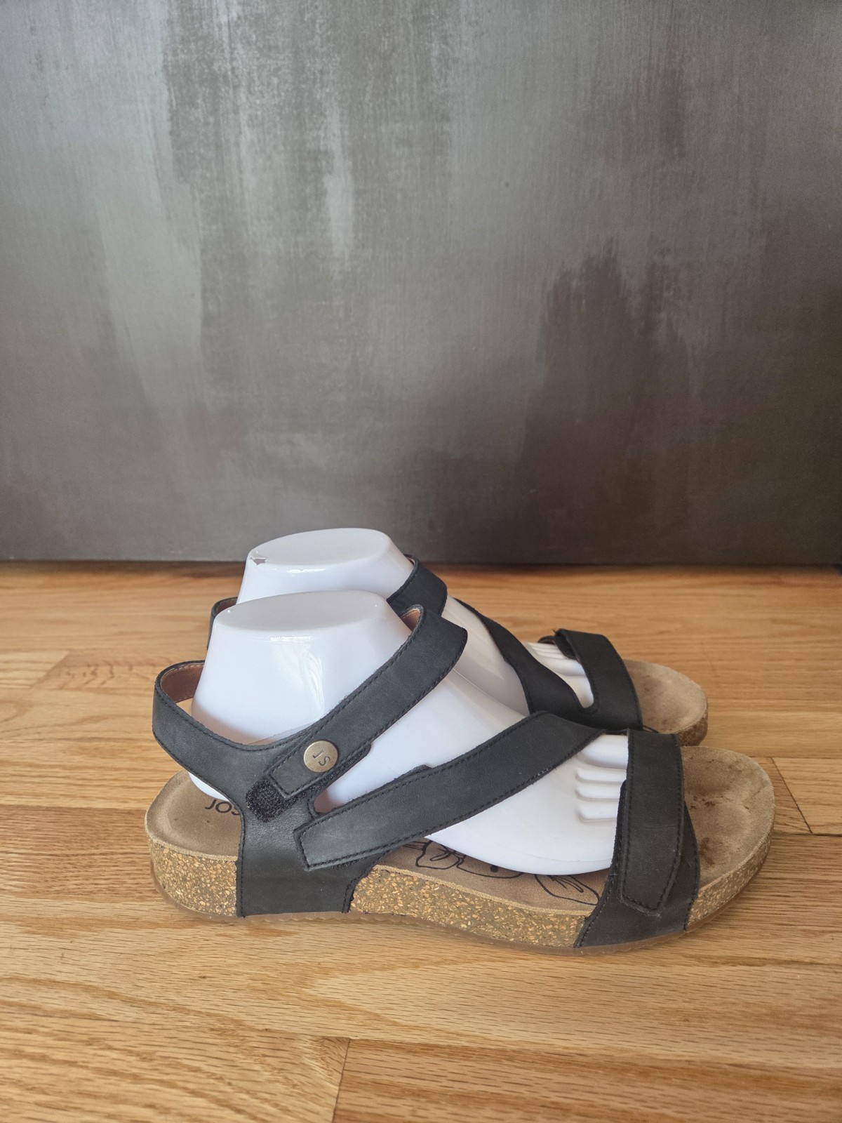JOSEF SEIBEL TONGA 25 WOMEN WEDGE SANDALS SIZE 11US /42 EU BLACK LEATHER SHOES
