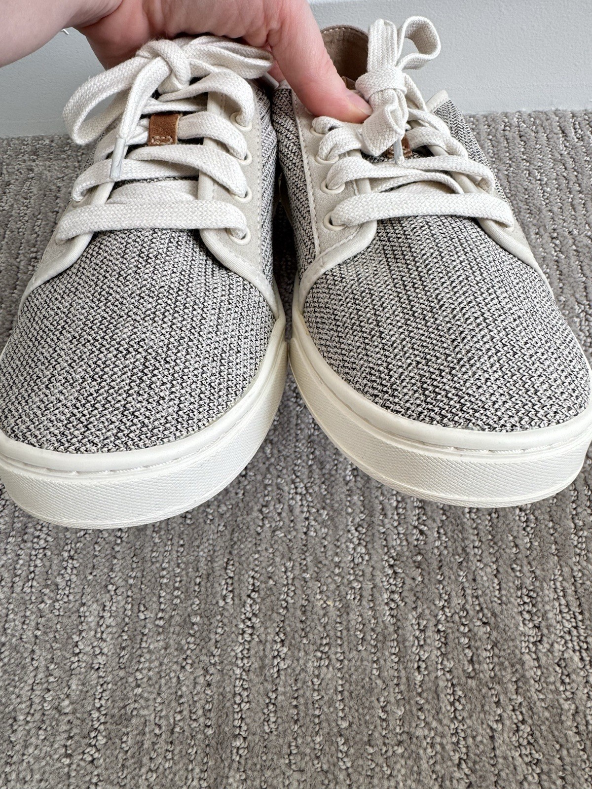 OluKai Pehuea Li Women’s Knit Textile Low Top Lace-Up Sneakers Gray/White