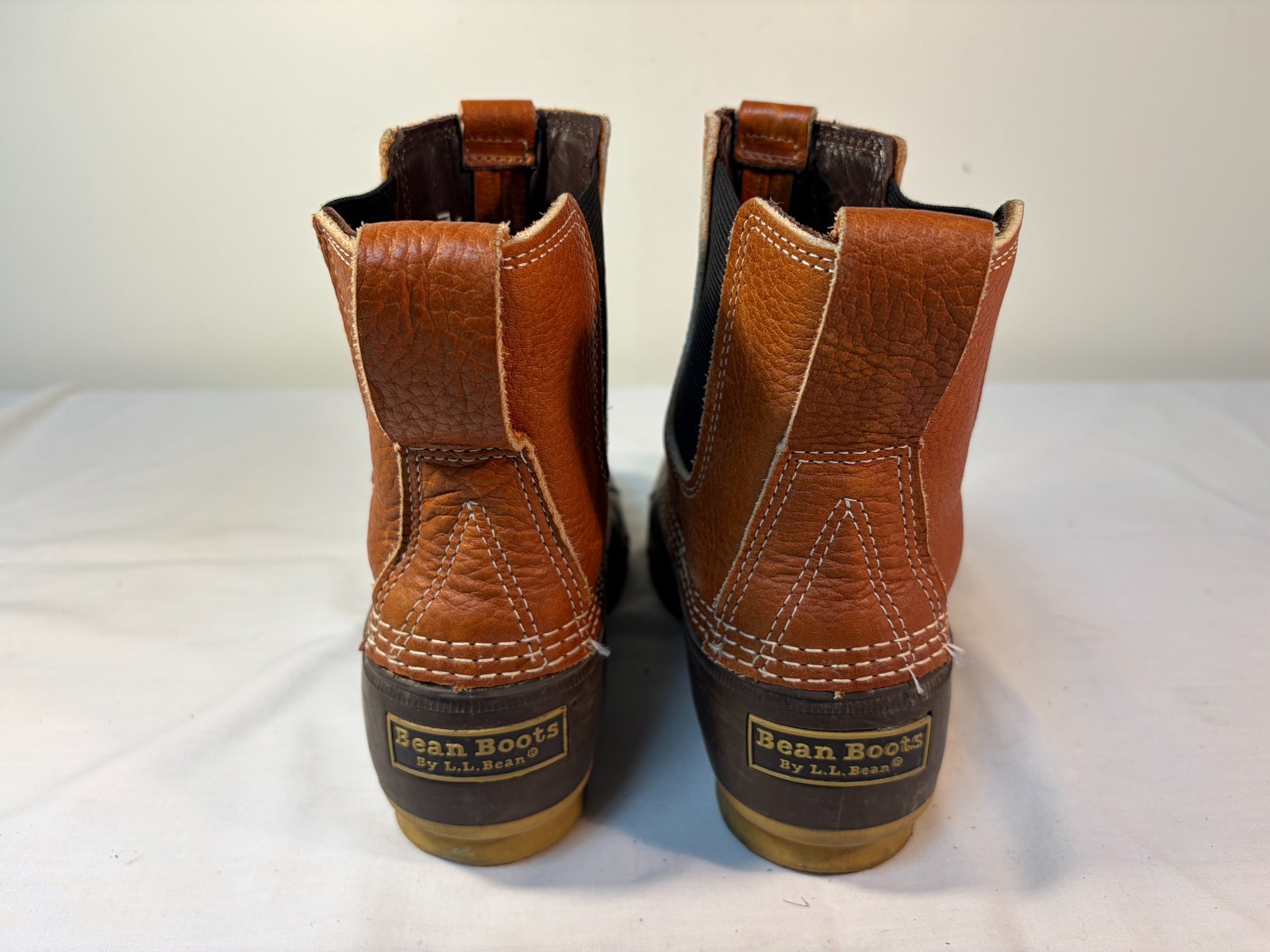 L.L. Bean Chelsea Duck Boots Women’s Brown Leather Waterproof Pull On – US 8