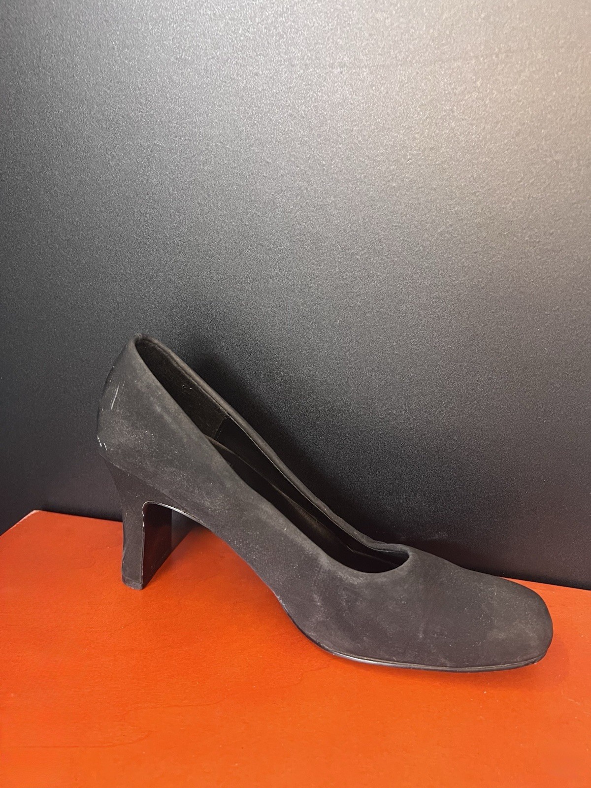 Mootsies Tootsies Women’s Black Textile Square Toe Slip-On Block Heel Pump 10