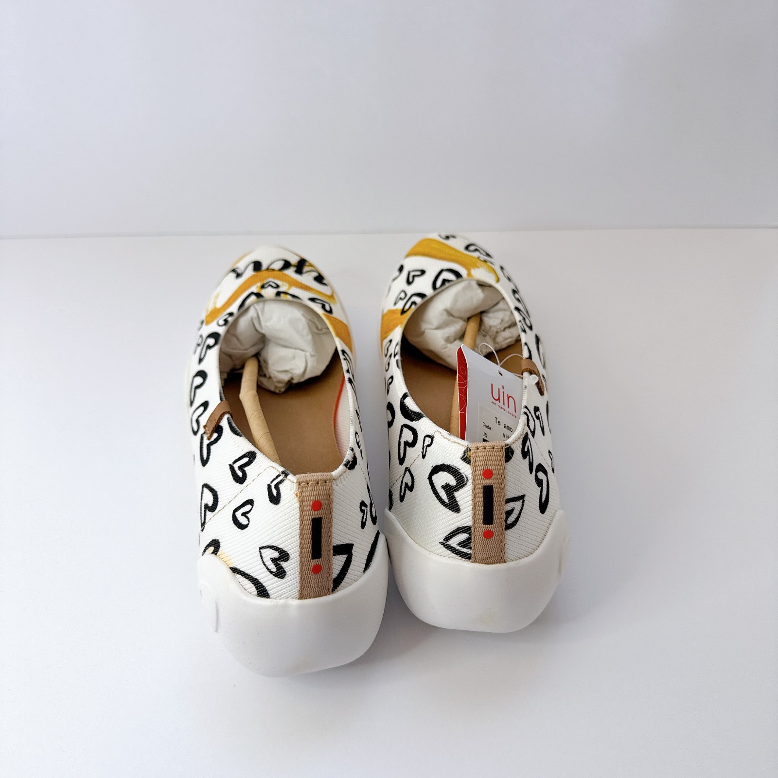 Women’s Size 10.5 UIN Te Amo Art Hearts Flats Slip-On Comfy Shoes Knitted