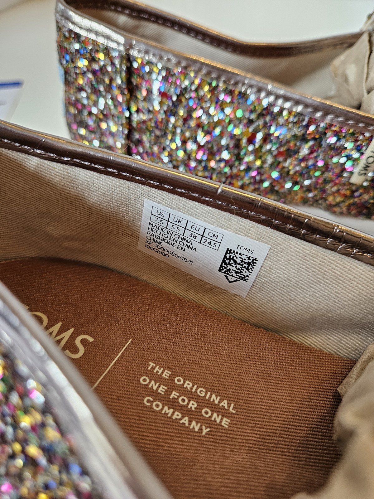 NEW TOMS 7.5 Limited Edition Multi Party Glitter Classic Alpargata Shoes No Box