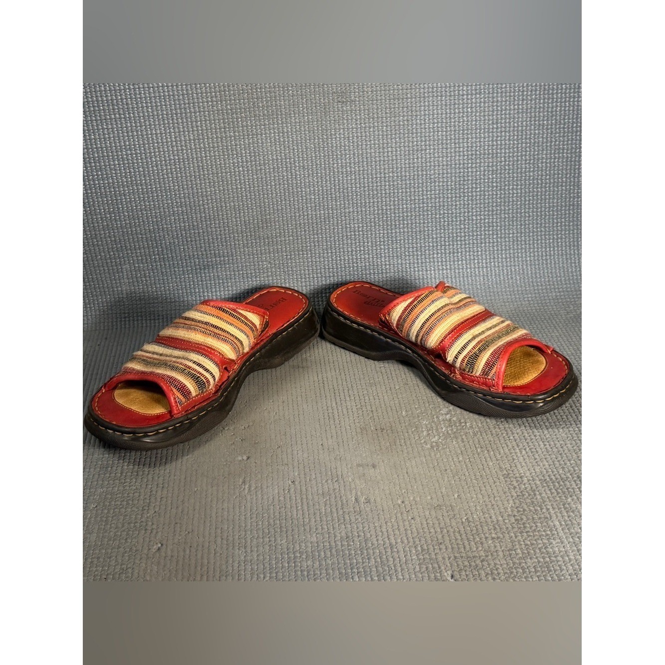 BORN Women’s Textile Leather Sandals Red Size 8 US 39 EU