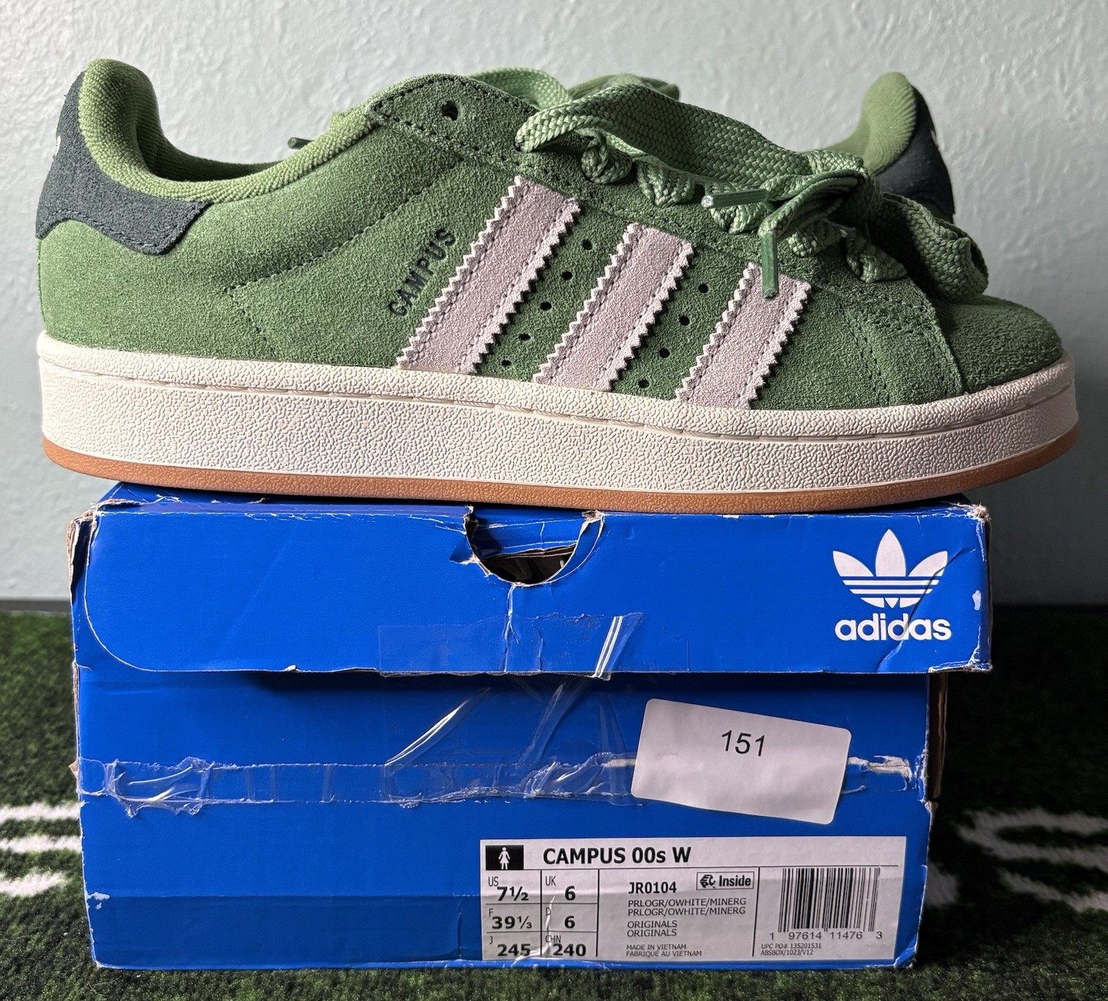 US Women’s 7.5/Men’s 6.5 – Adidas Campus 00s “Preloved Green” JR0104, New in Box