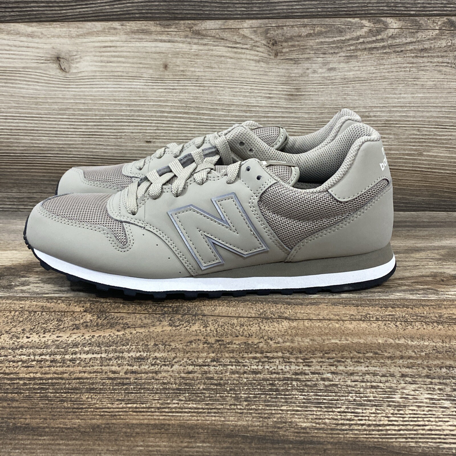 New Balance 500 Athletic Shoes GM500TRY Men’s Size 8. D / Women’s Size 9.5.
