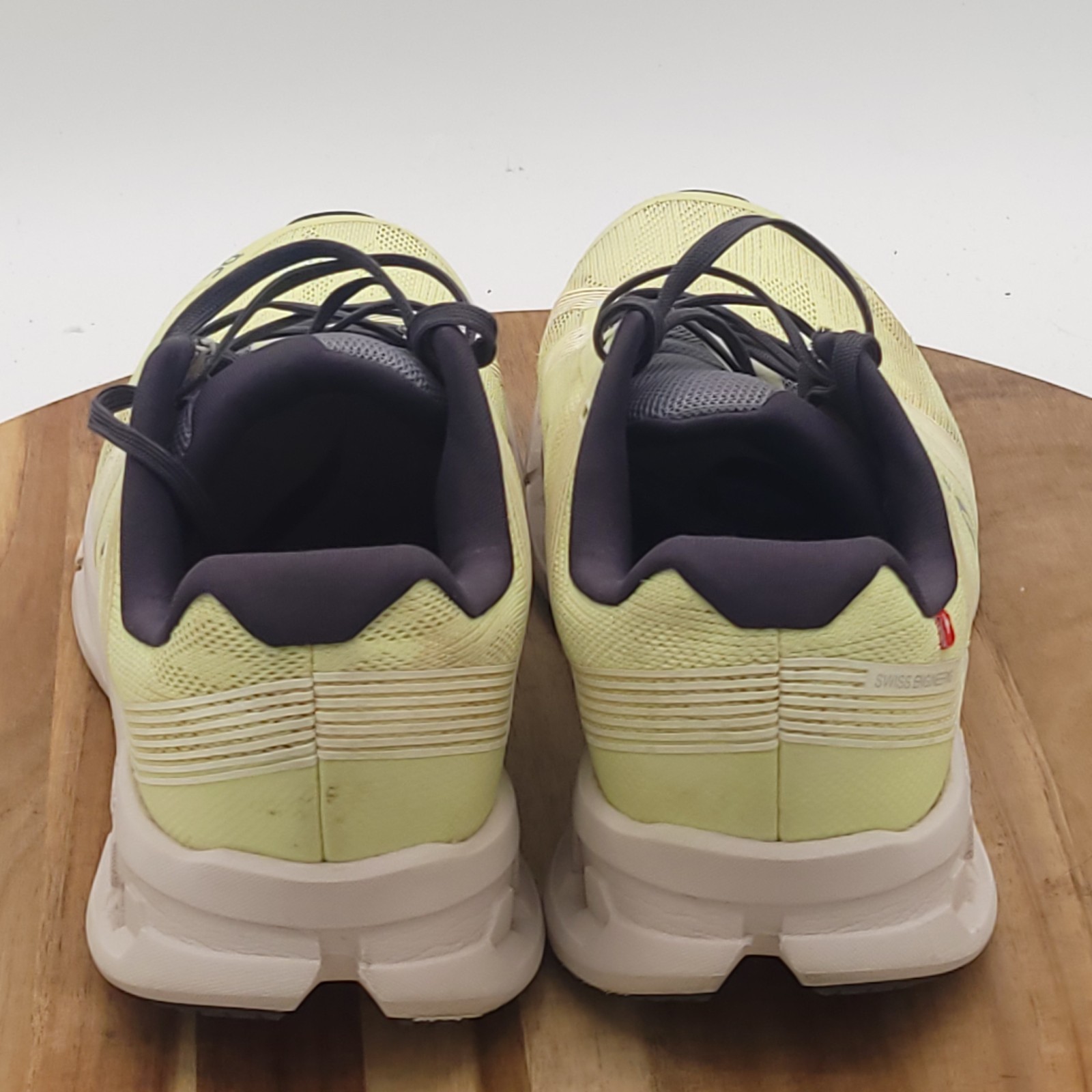 On Cloud Cloudgo Women’s Size 8 Yellow Road Running Cloudtec Sneakers 55.98088