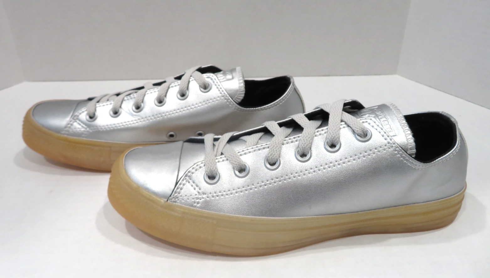 Converse Unisex Metallic Silver All Star Low-Top Sneakers, Men’s 8 Women’s 10