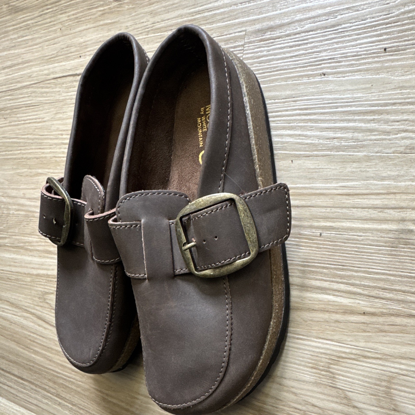 Mountain Sole by White Mountain Brown Leather Buckle Loafer Flats Women 7 M