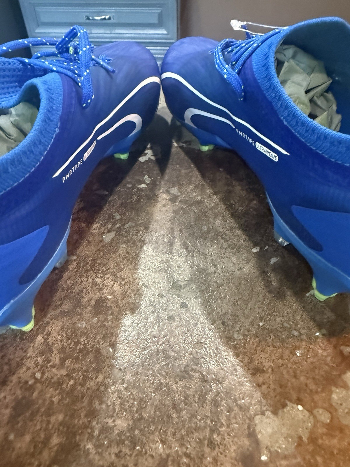 Puma Women’s Ultra Ultimate Ultra Blue Puma White Soccer Cleats Size 9.5