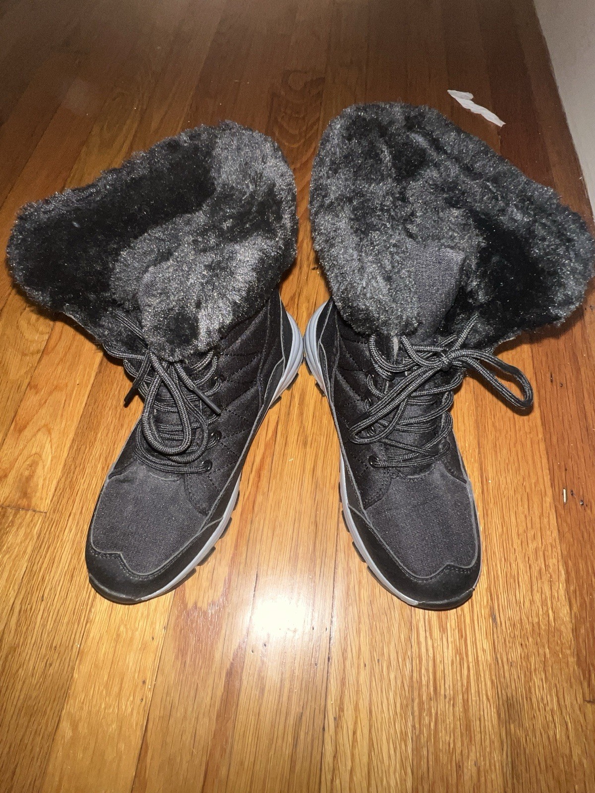 Women’s Black Leather Ankle Snow Boots Faux Fur Lined Lace-Up 6.5 NW Def
