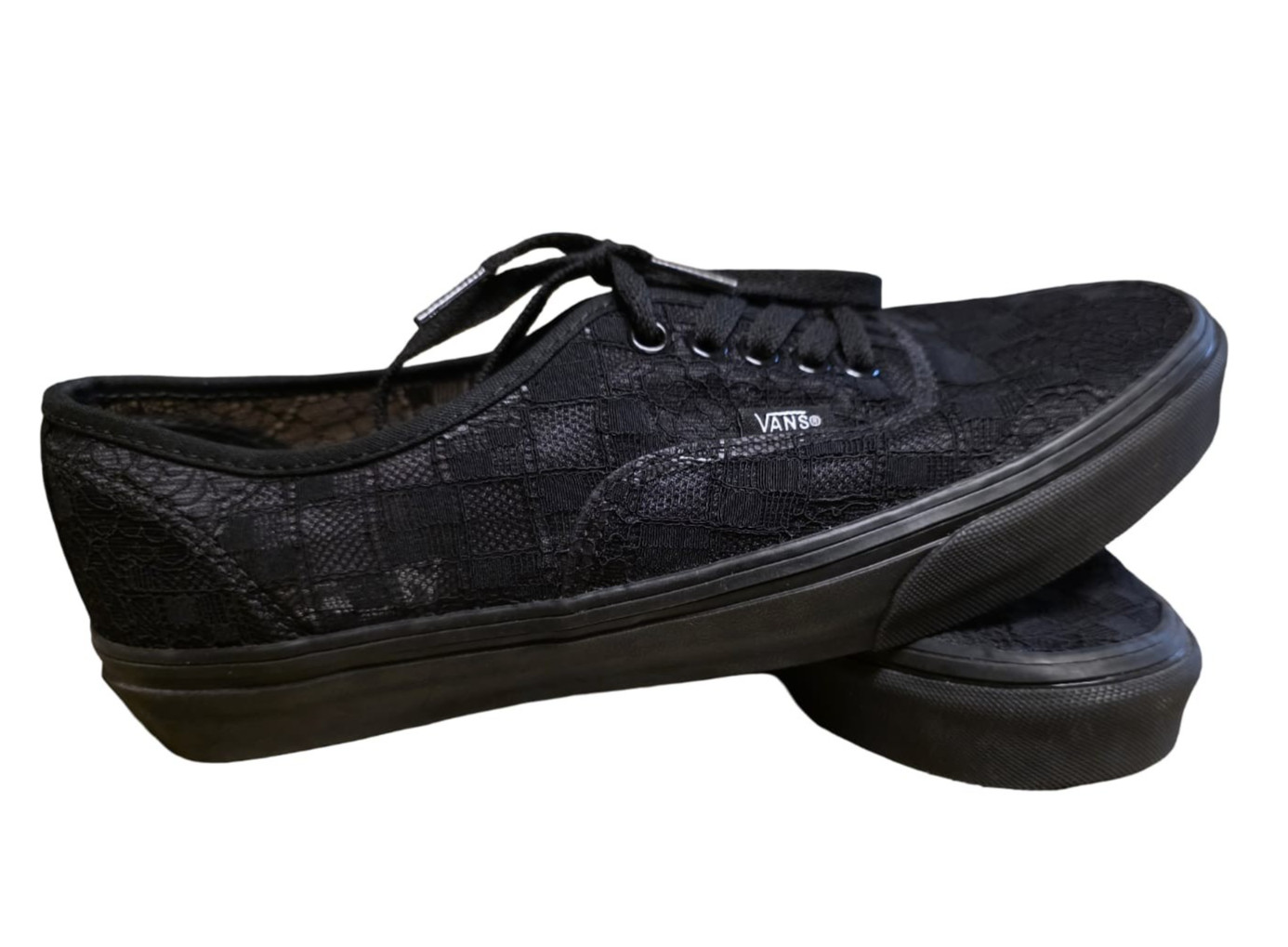 VANS Authentic Limited Edition Black Chou Chou Shoes Women’s Size 11/Men’s 9.5