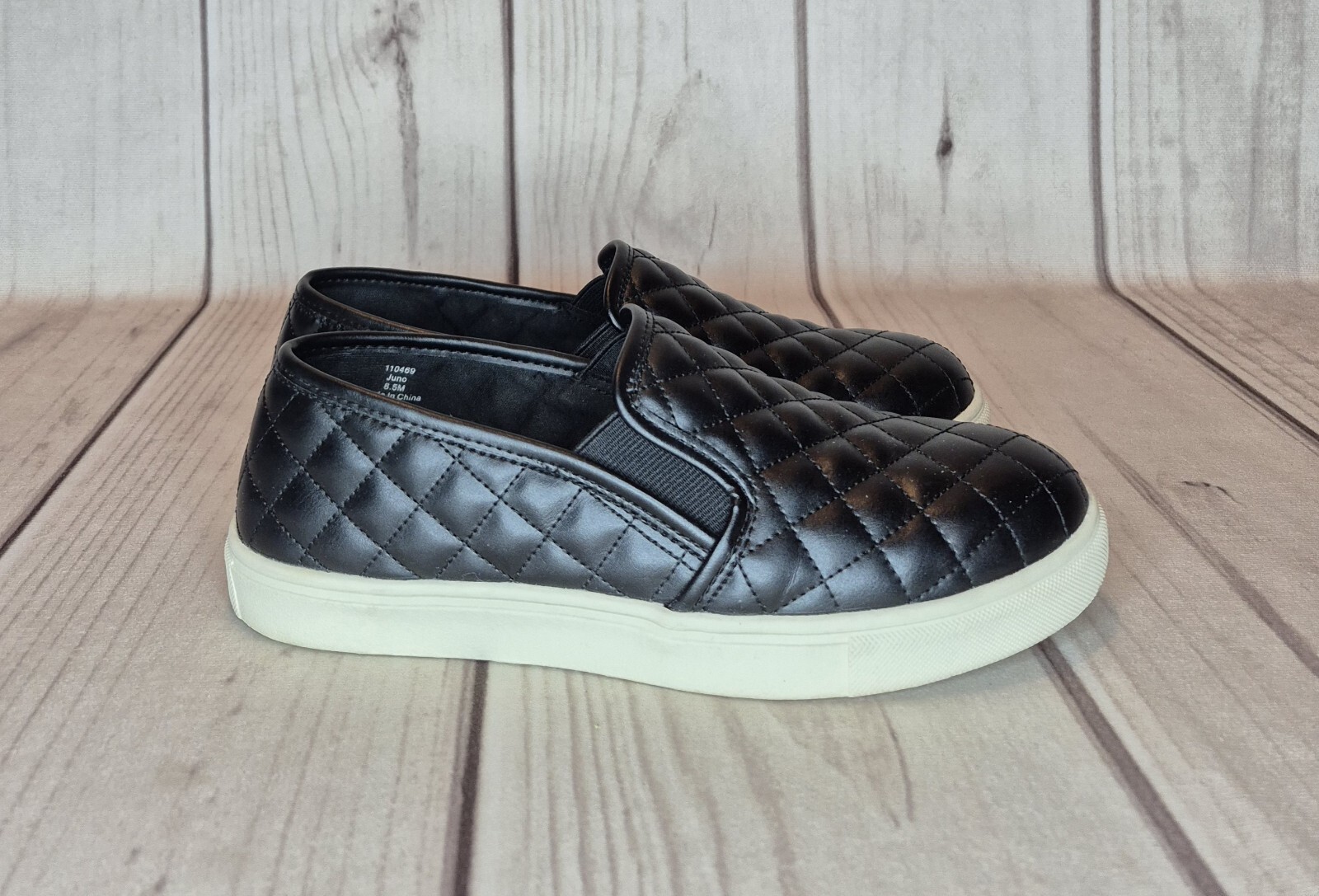 Eva & Zoe Women’s Size 8.5M Juno Black Quilted Leather & Textile Shoes